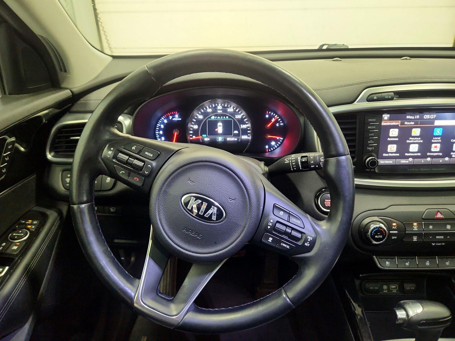 Thumbnail: 2017 Kia Sorento - 10