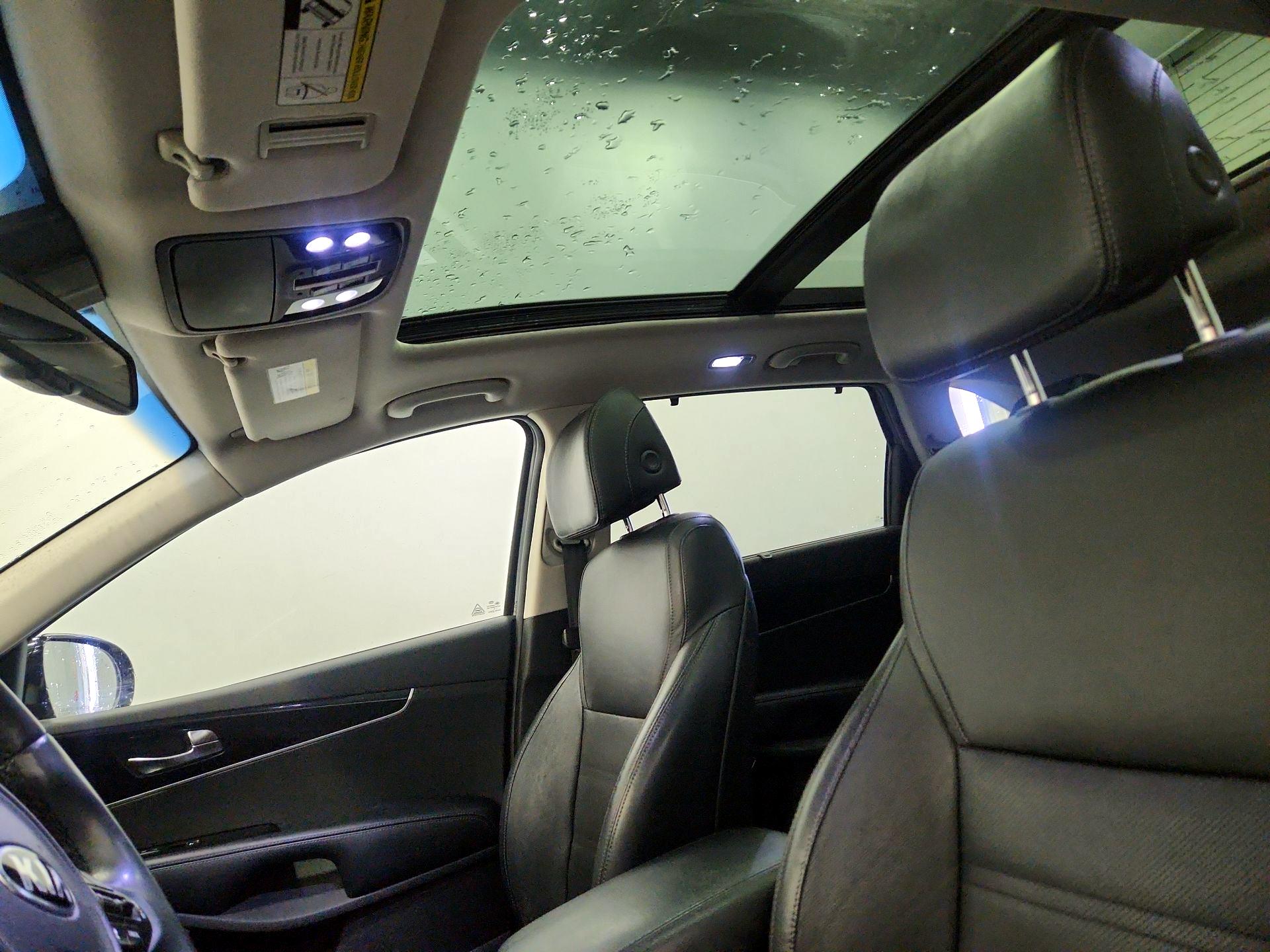 Thumbnail: 2017 Kia Sorento - 20