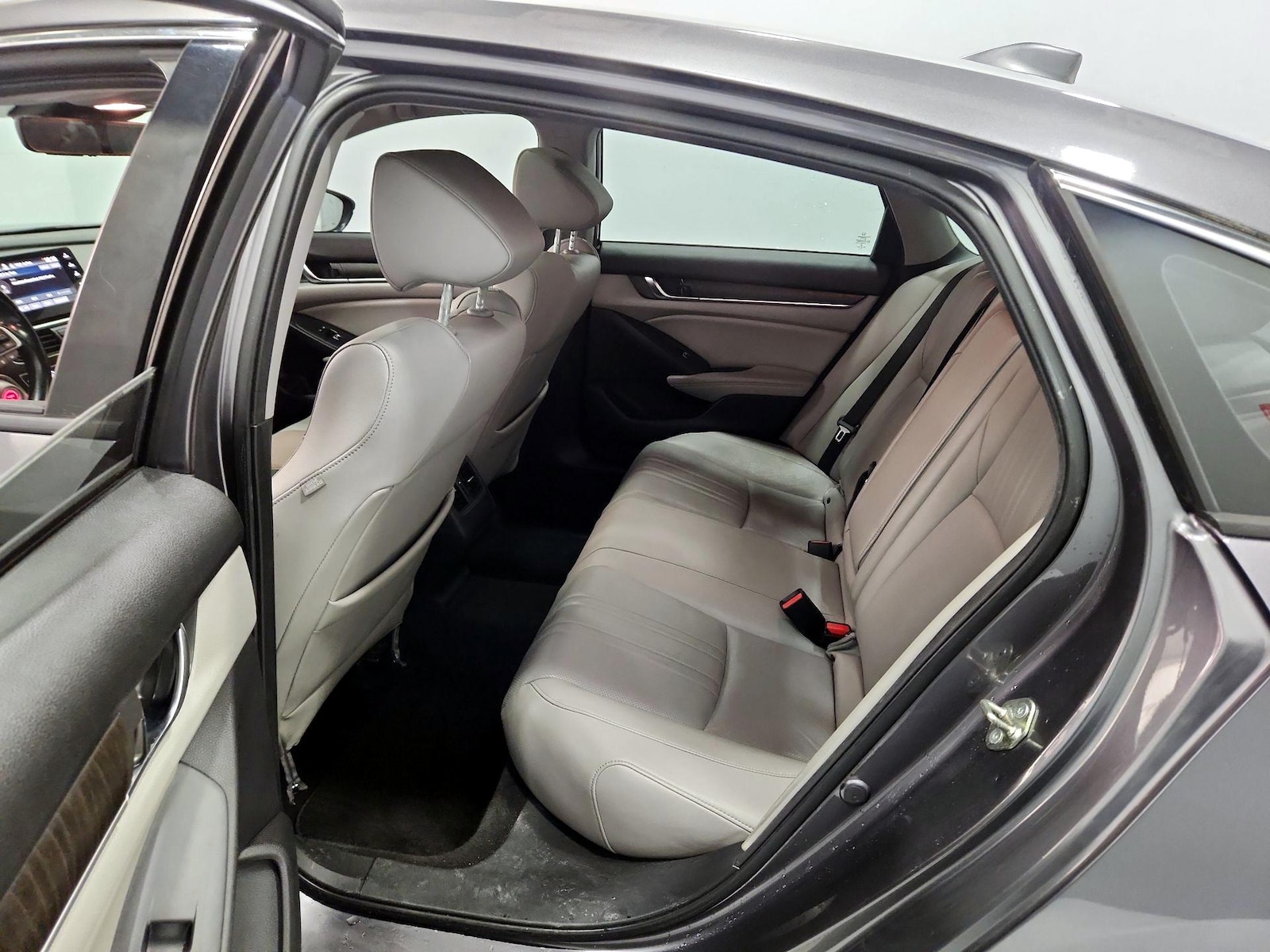 2019 Honda Accord Hybrid EX-L - Photo 21