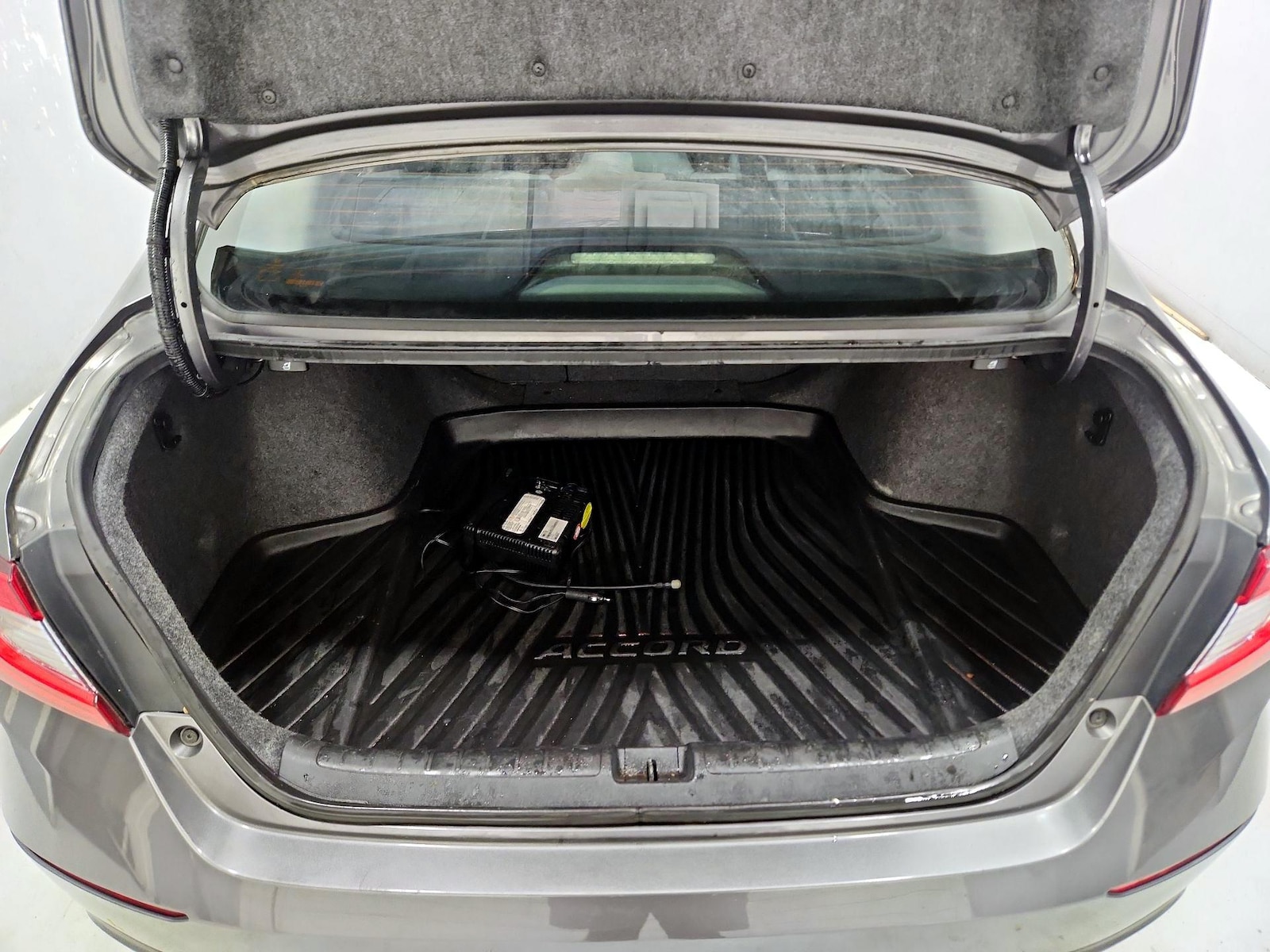 2019 Honda Accord Hybrid EX-L - Photo 22