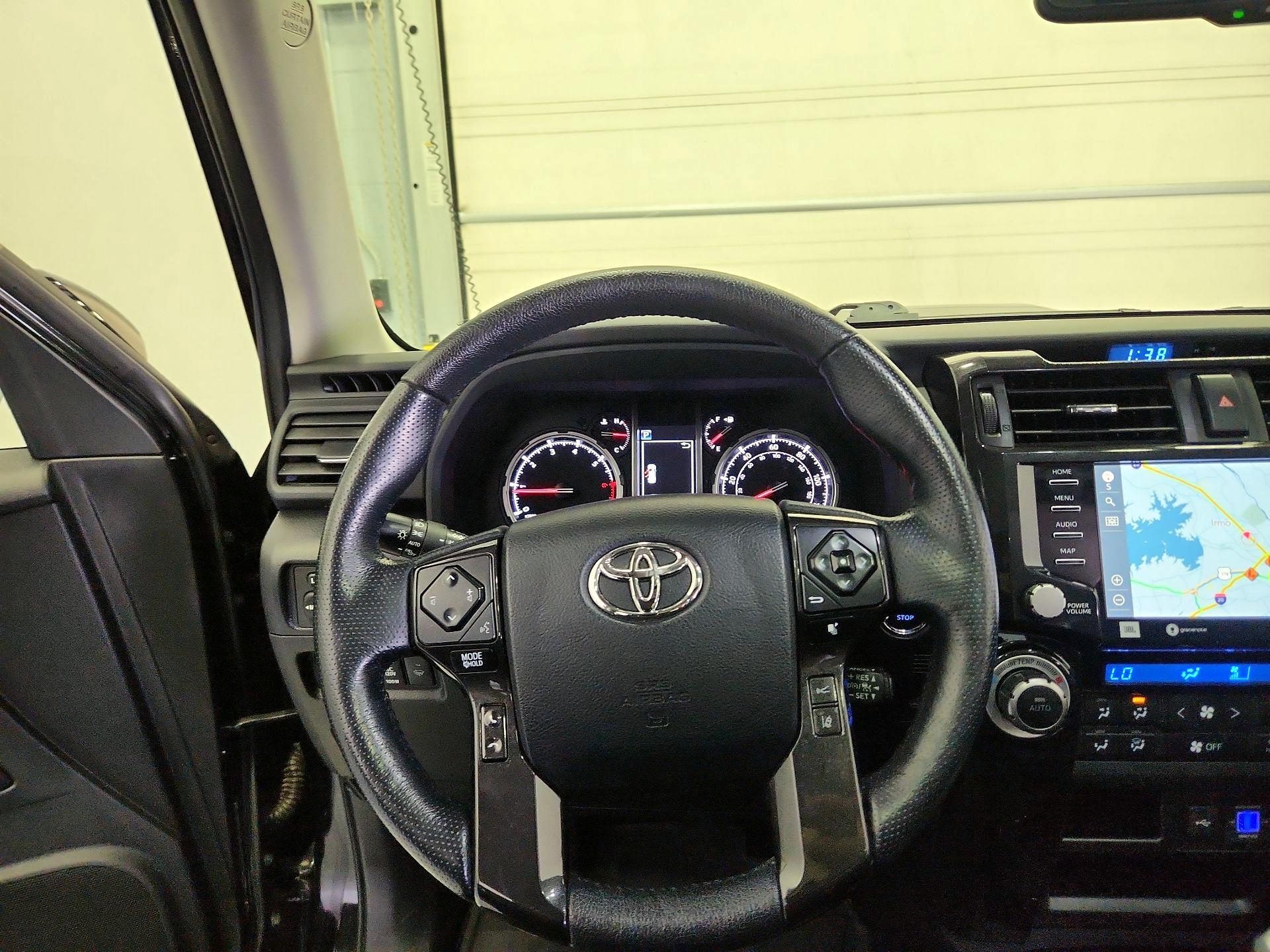 Thumbnail: 2023 Toyota 4Runner - 10