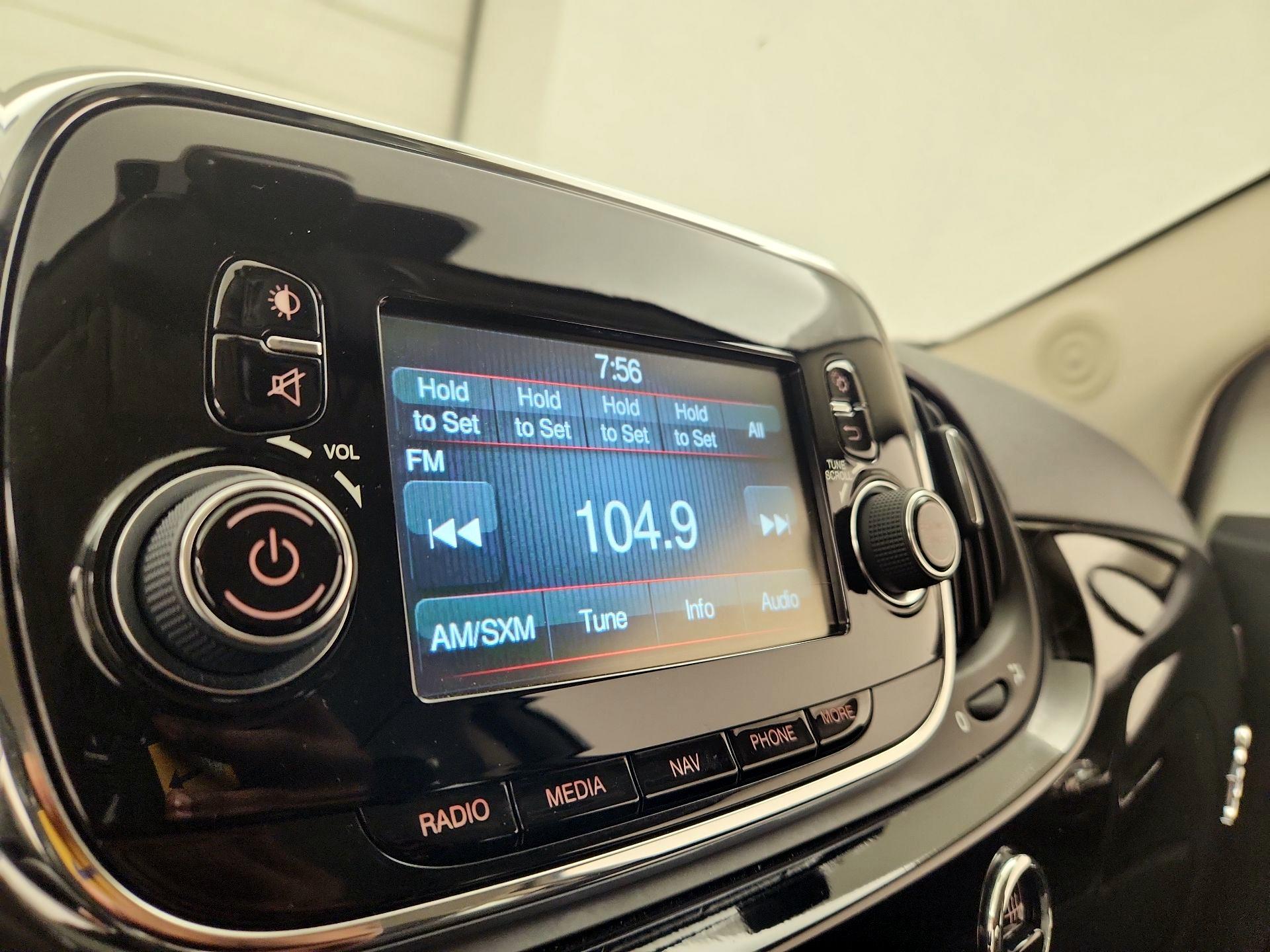 Thumbnail: 2019 Fiat 500 - 14