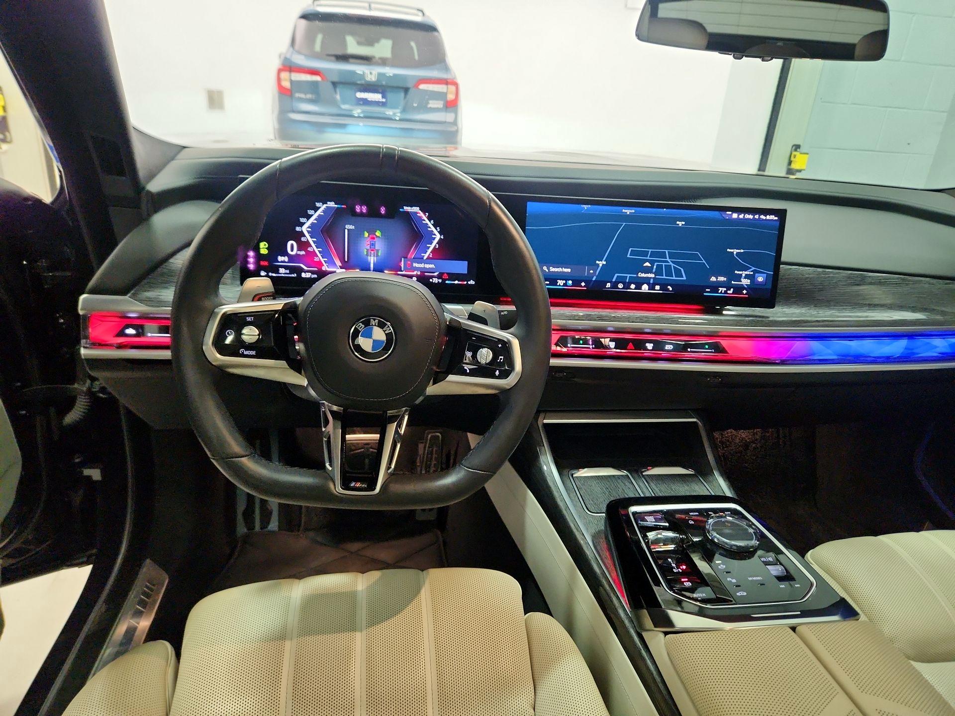Thumbnail: 2023 BMW 7 Series - 9