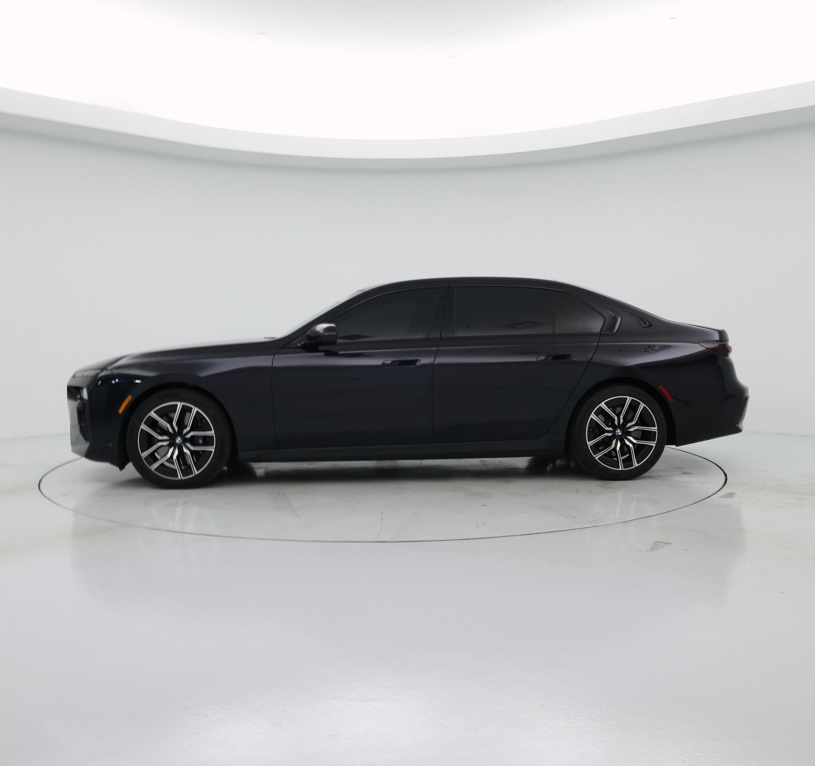 Thumbnail: 2023 BMW 7 Series - 3