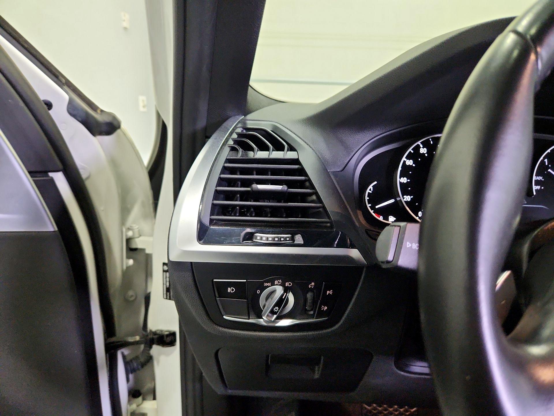 Thumbnail: 2020 BMW X3 - 13
