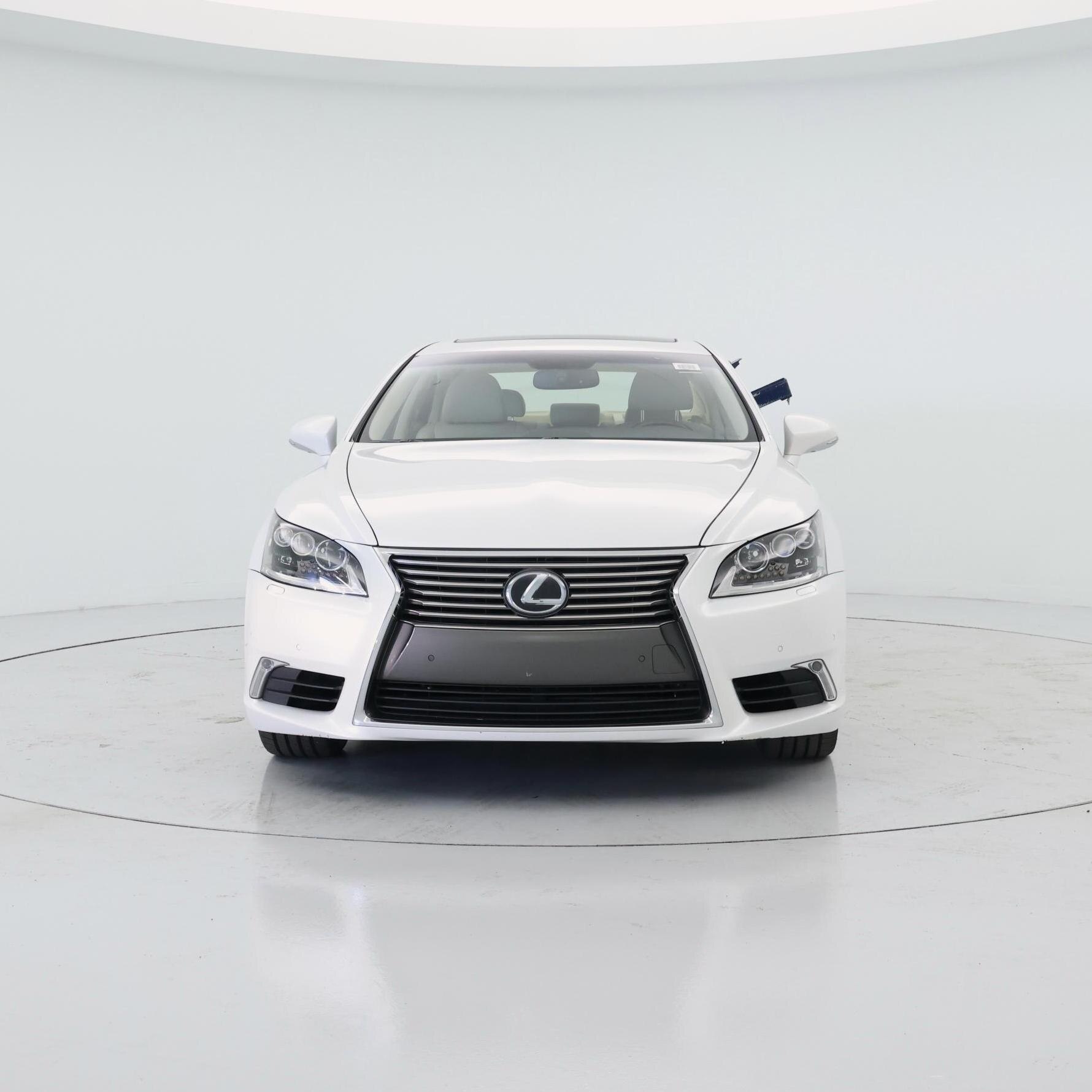 Thumbnail: 2017 Lexus LS - 5