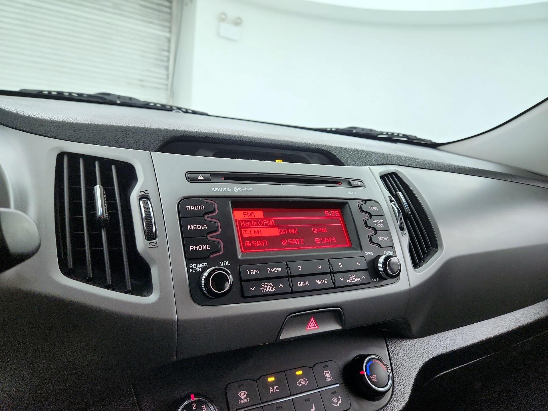 Thumbnail: 2015 Kia Sportage - 14