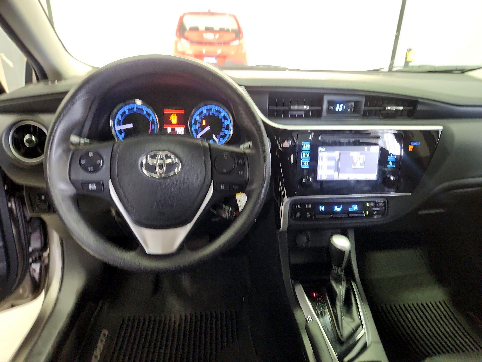 Thumbnail: 2018 Toyota Corolla - 9