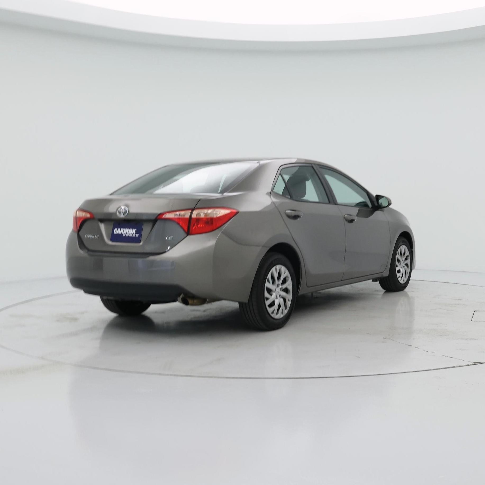 Thumbnail: 2018 Toyota Corolla - 8