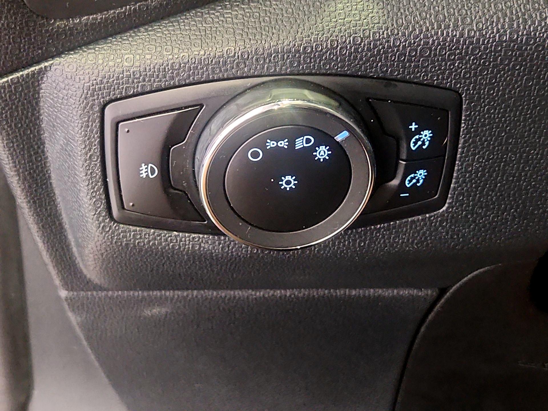 Thumbnail: 2019 Ford EcoSport - 13