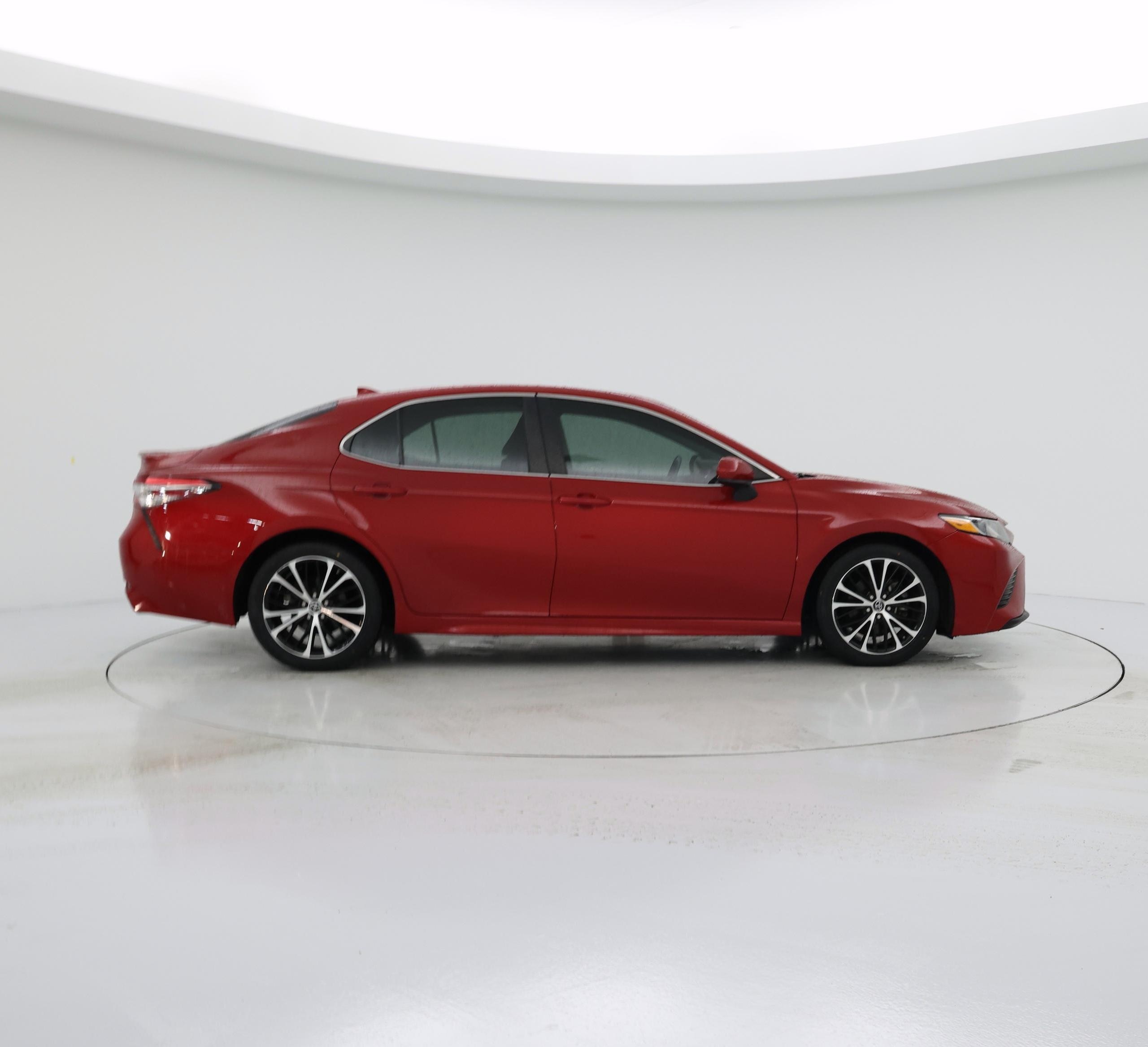 Thumbnail: 2019 Toyota Camry - 7