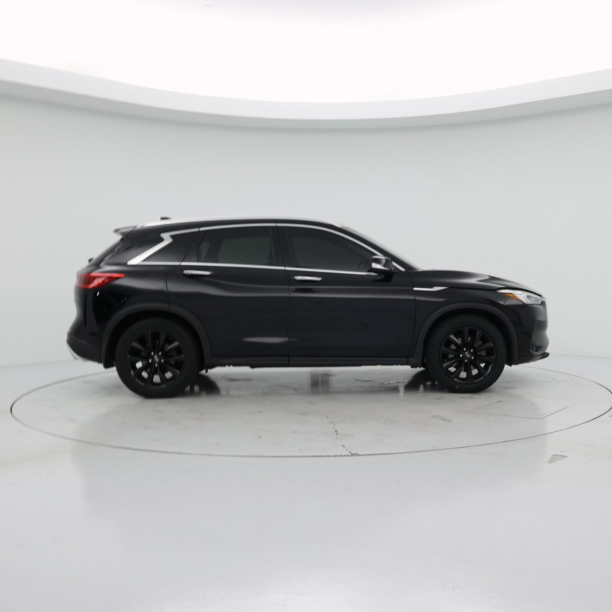 Thumbnail: 2021 INFINITI QX50 - 7