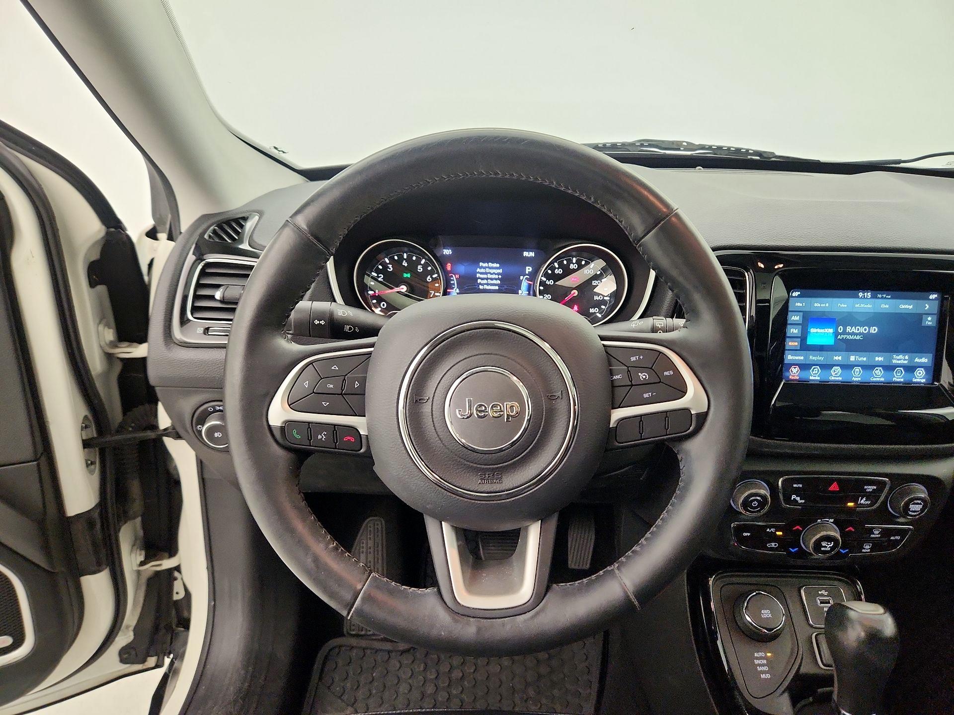 Thumbnail: 2018 Jeep Compass - 10
