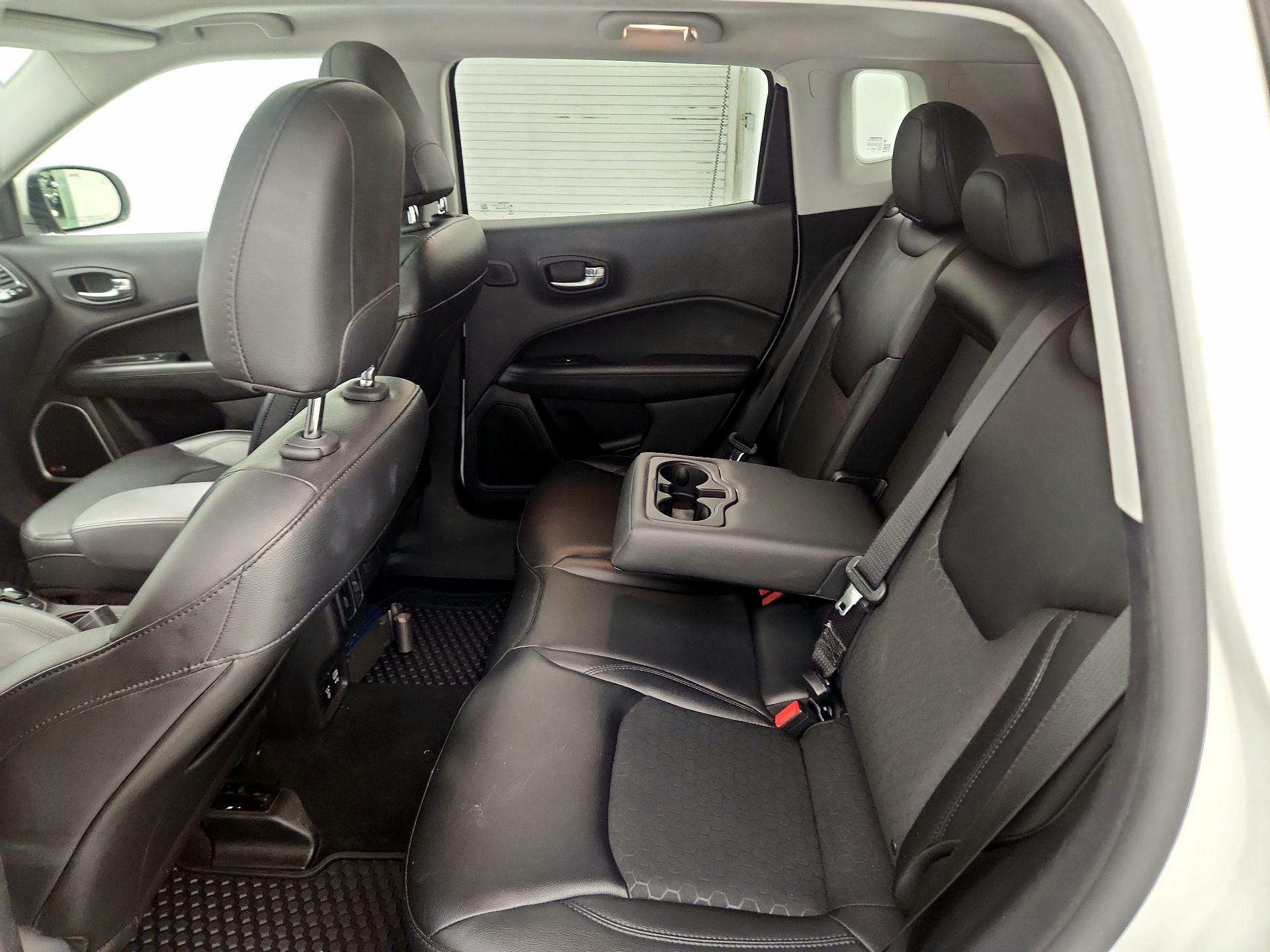 Thumbnail: 2018 Jeep Compass - 19