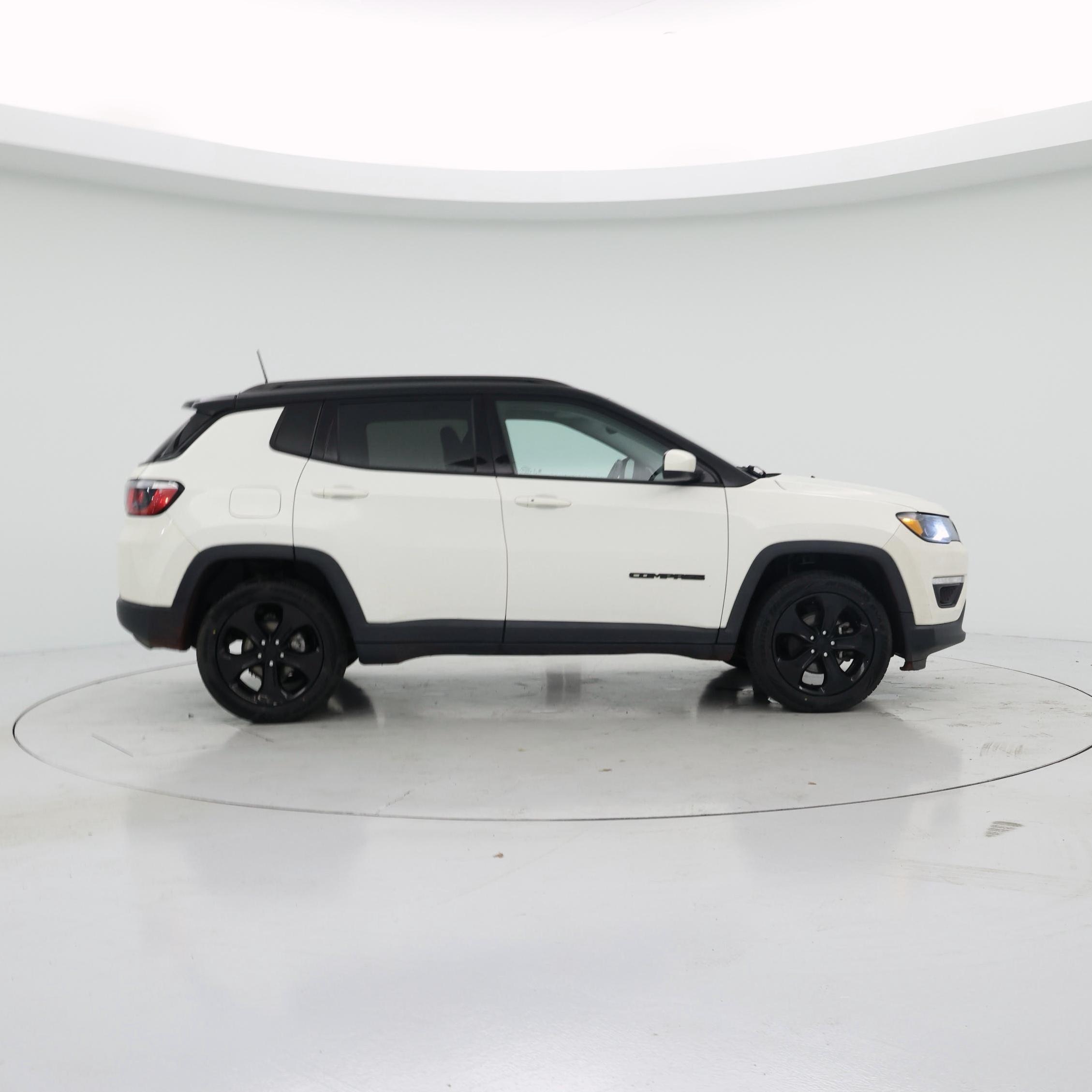 Thumbnail: 2018 Jeep Compass - 7