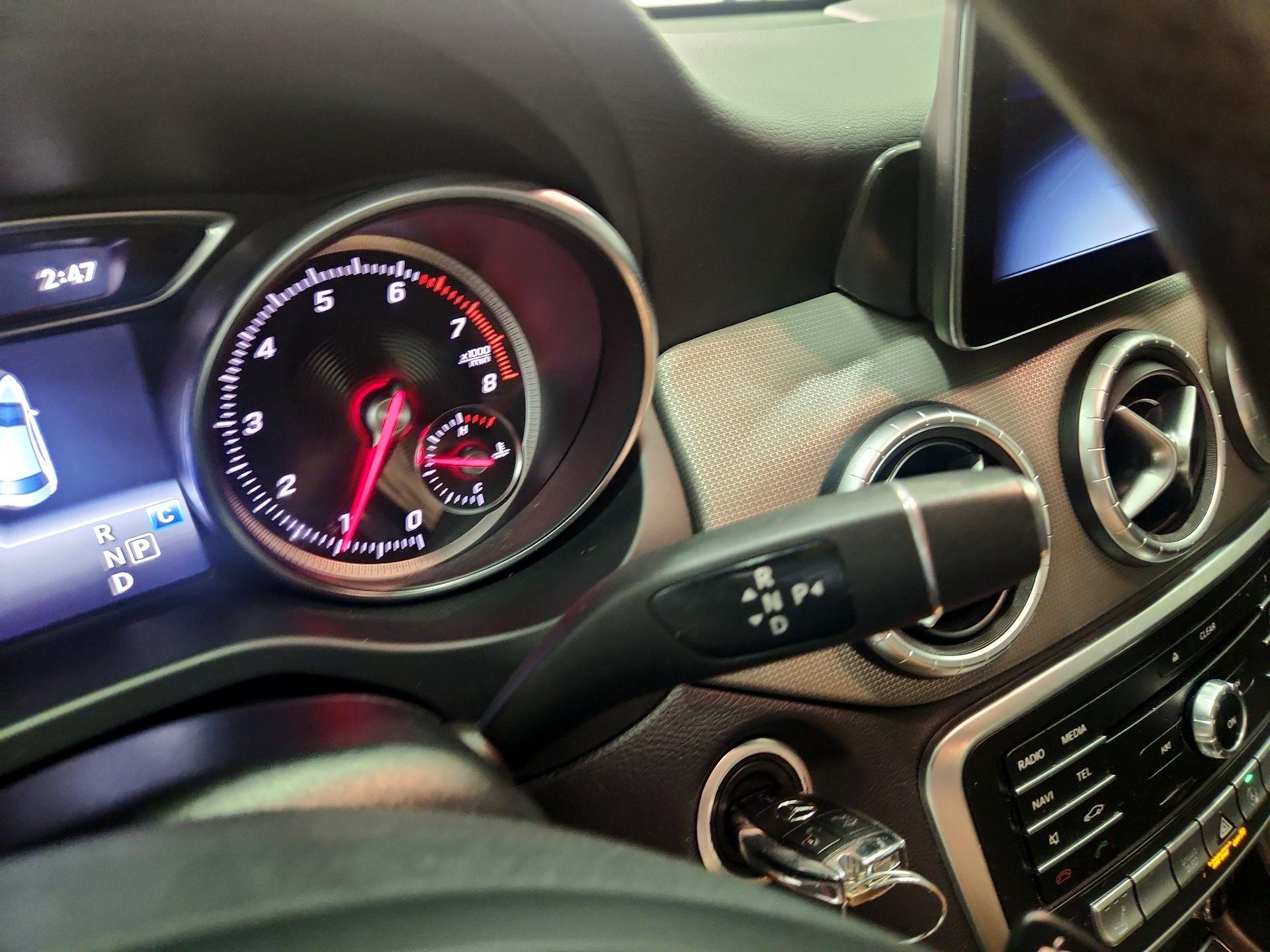 Thumbnail: 2019 Mercedes-Benz CLA - 17