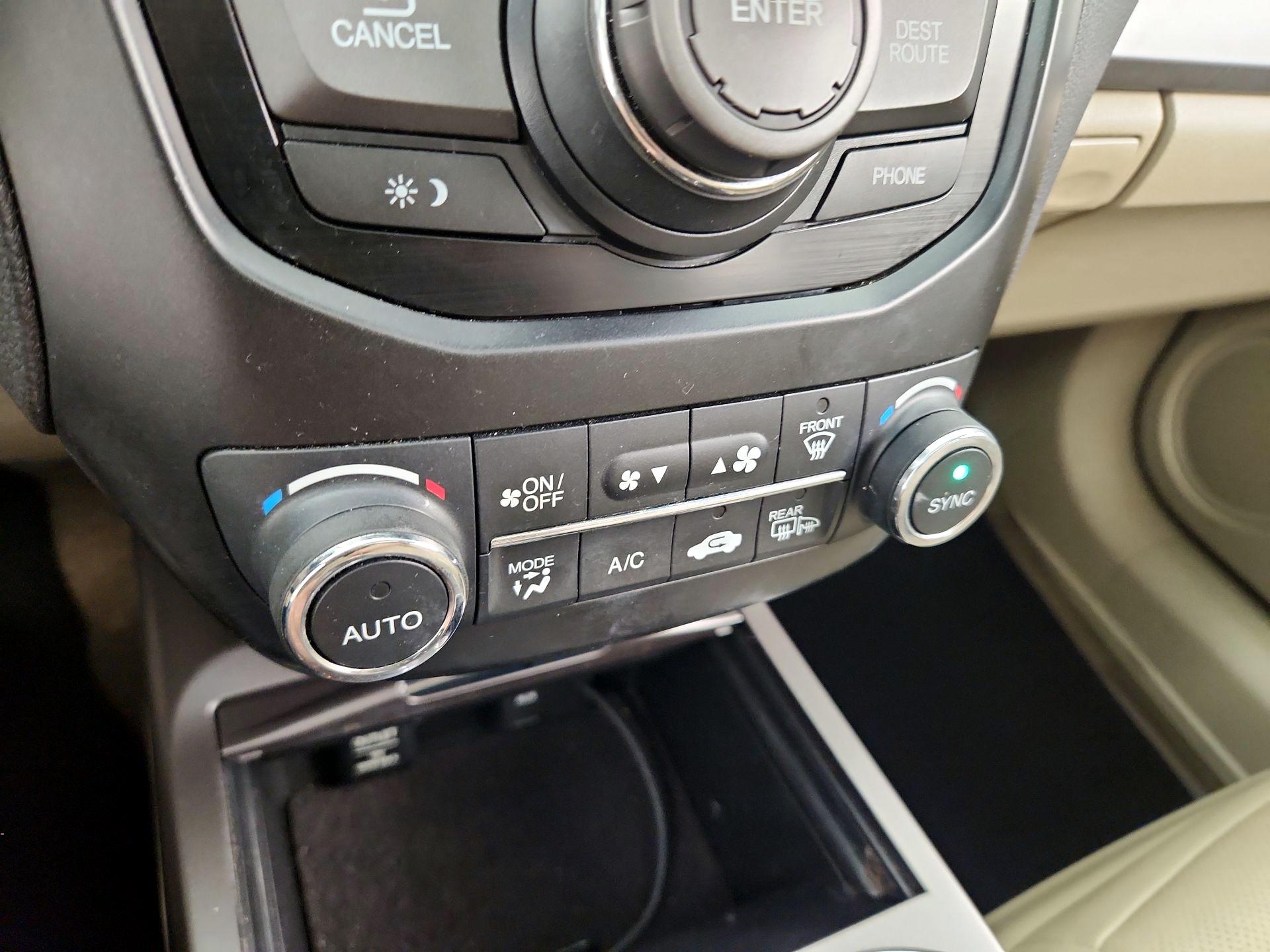 Thumbnail: 2015 Acura RDX - 17