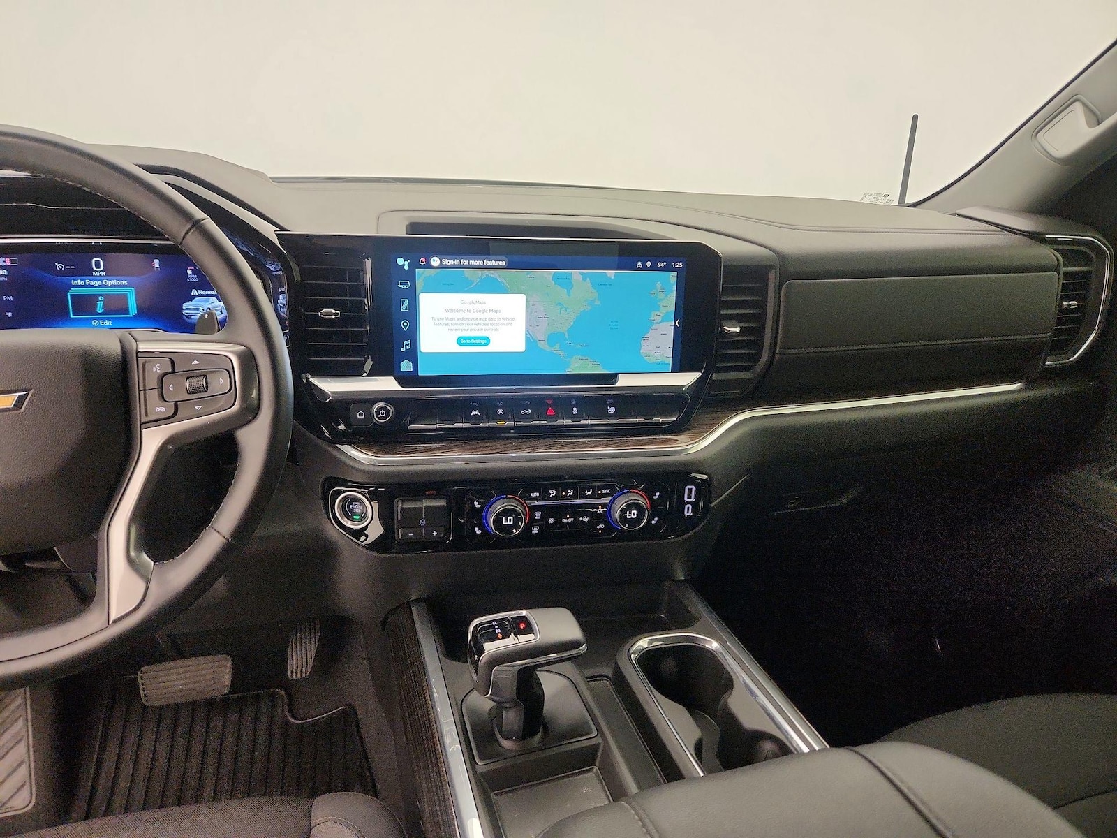 2025 Chevrolet Silverado 1500 LT - Photo 11