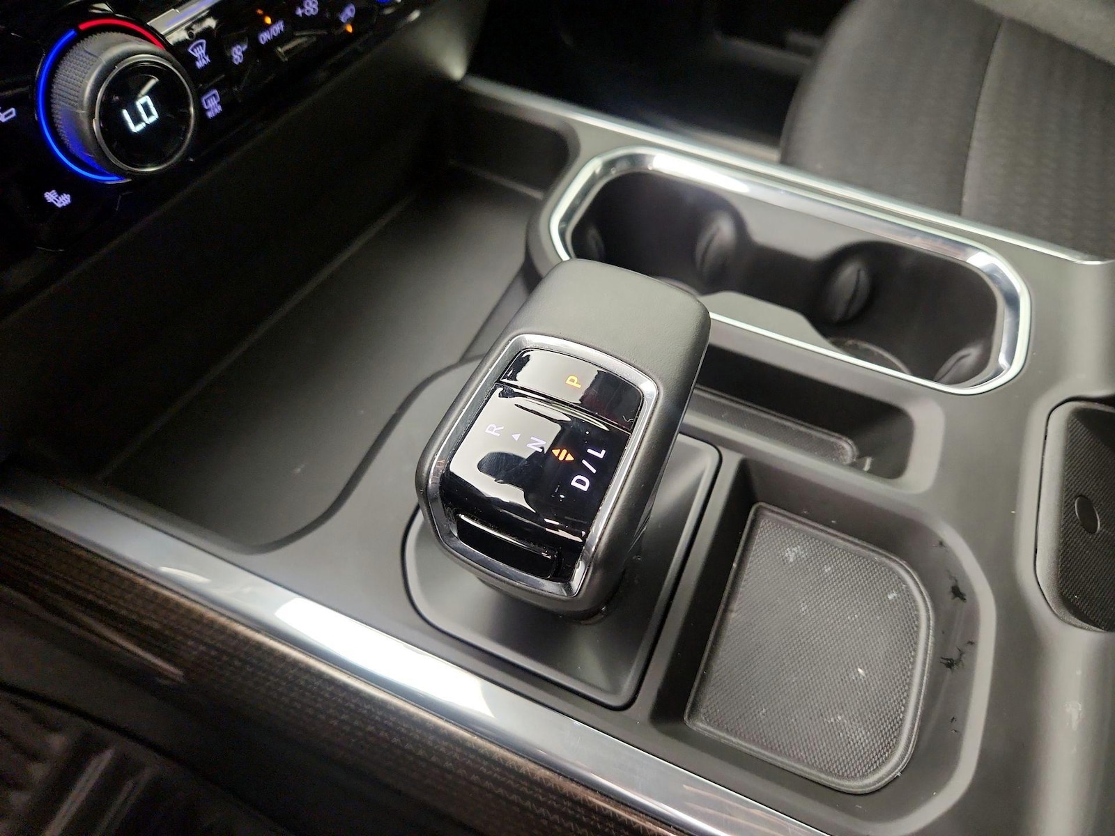 2025 Chevrolet Silverado 1500 LT - Photo 20