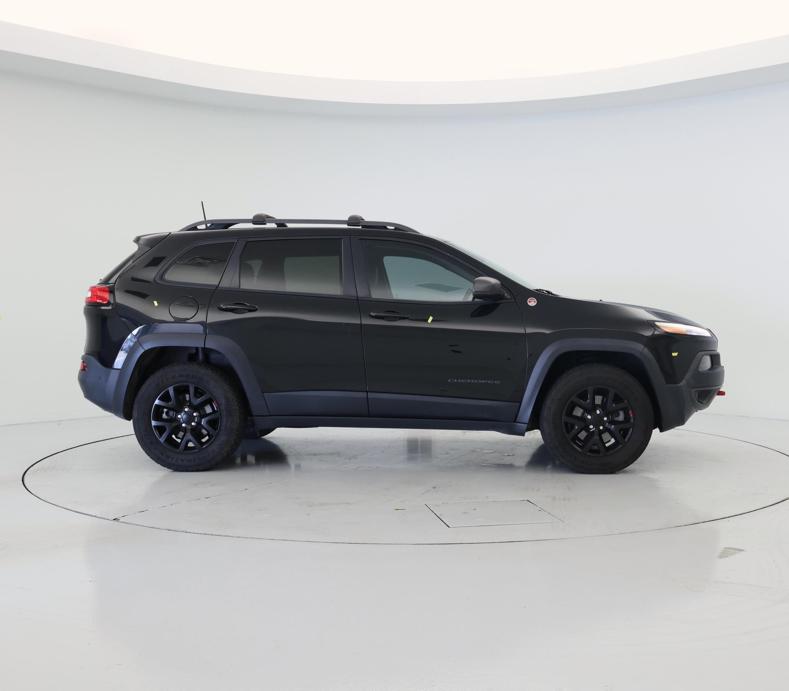 Thumbnail: 2016 Jeep Cherokee - 7