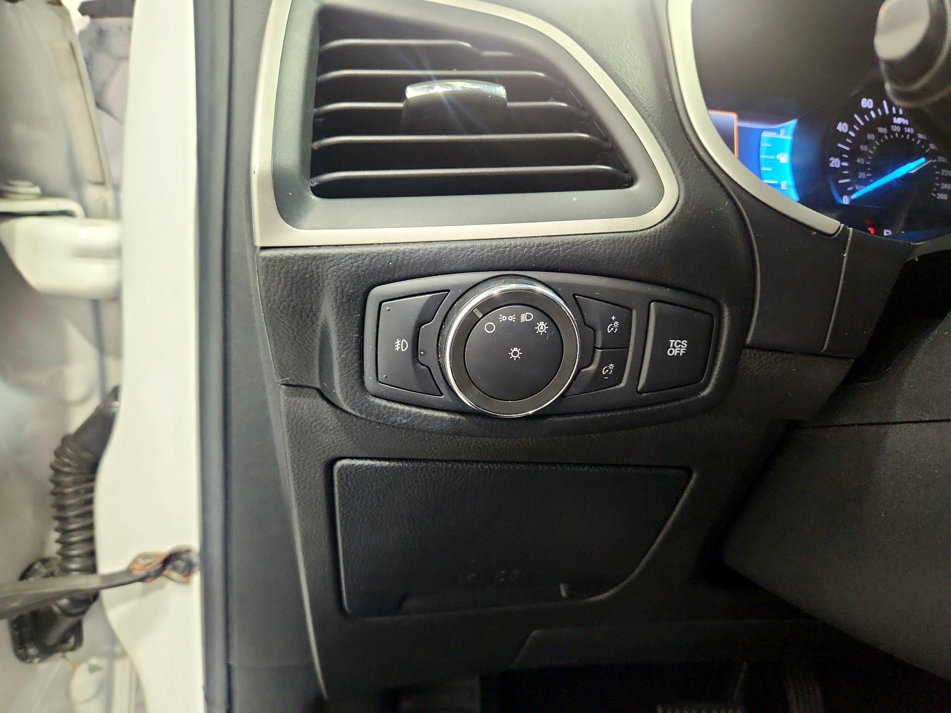 Thumbnail: 2020 Ford Edge - 13