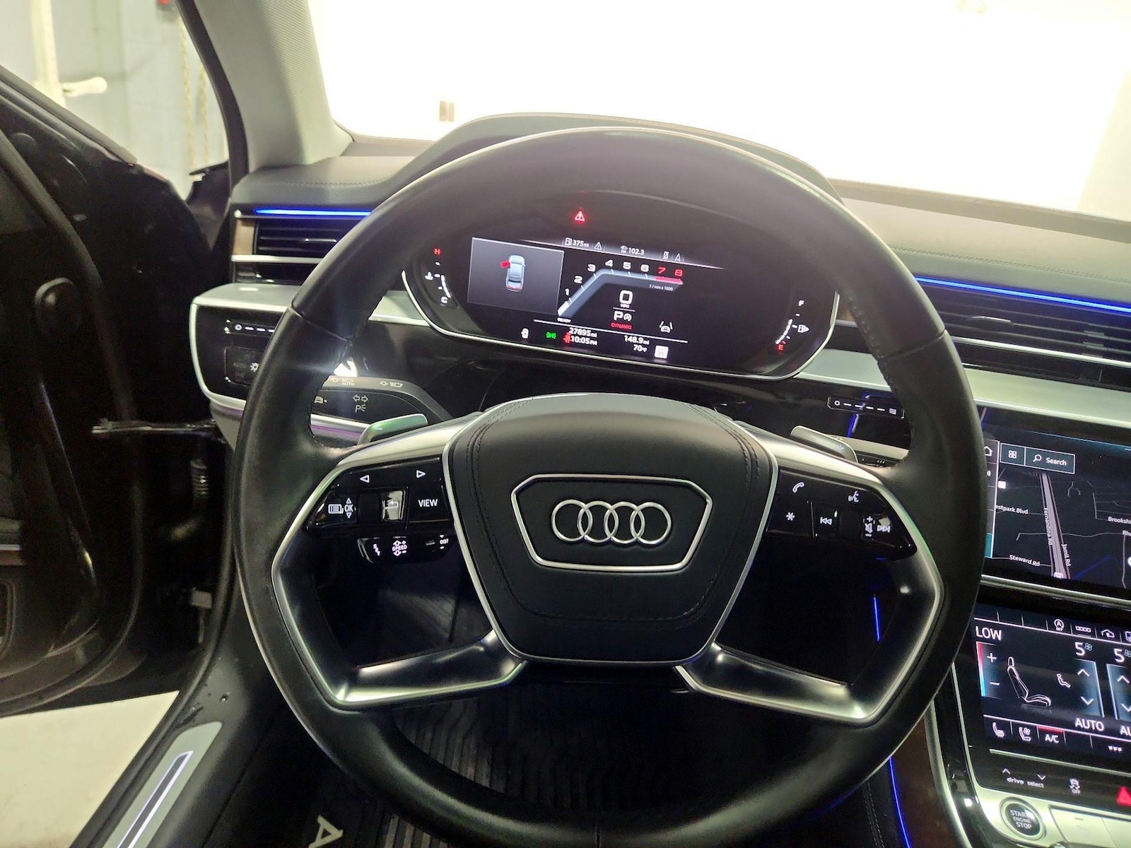 2022 Audi A8 Base - Photo 11