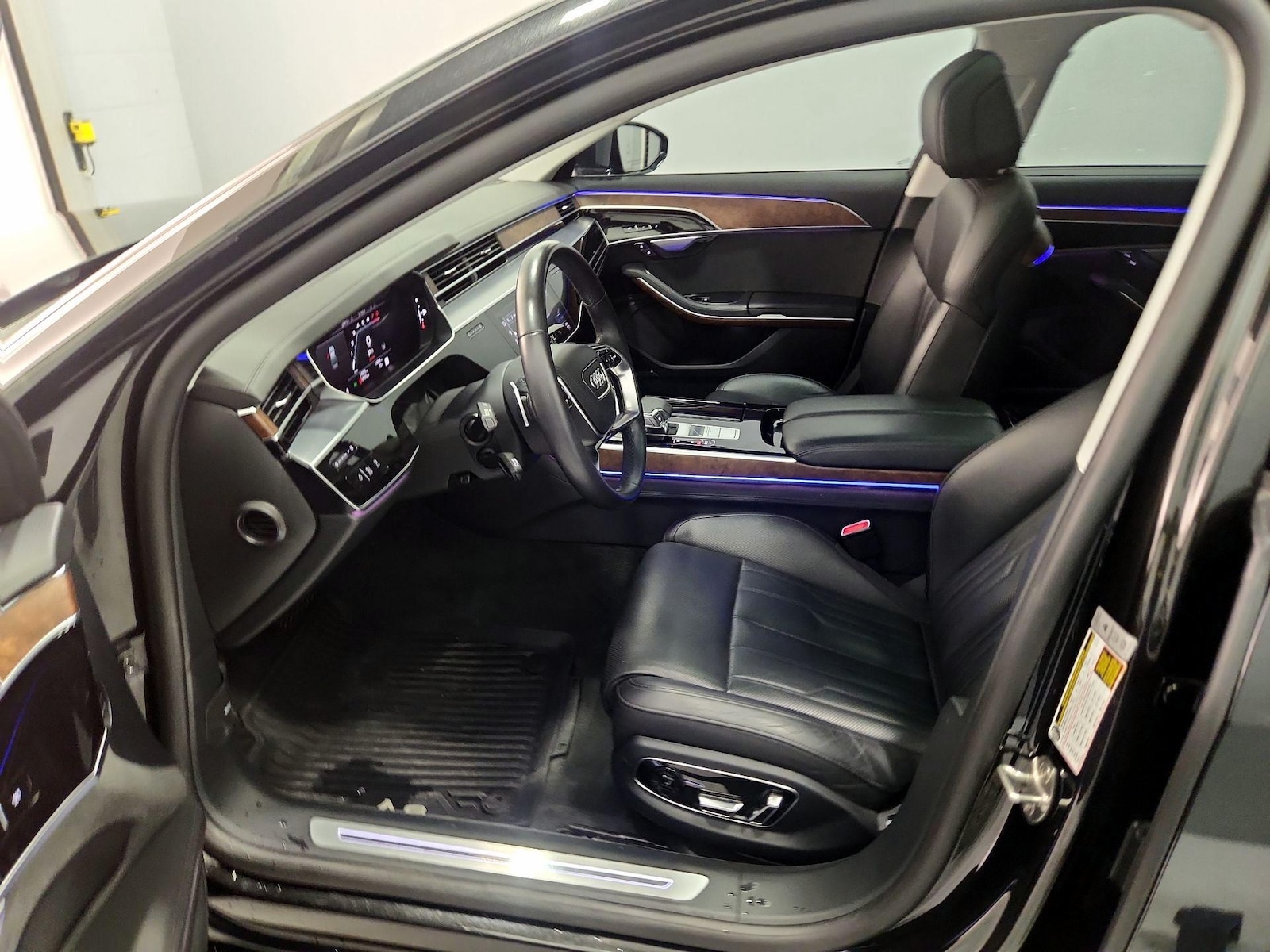 2022 Audi A8 Base - Photo 12