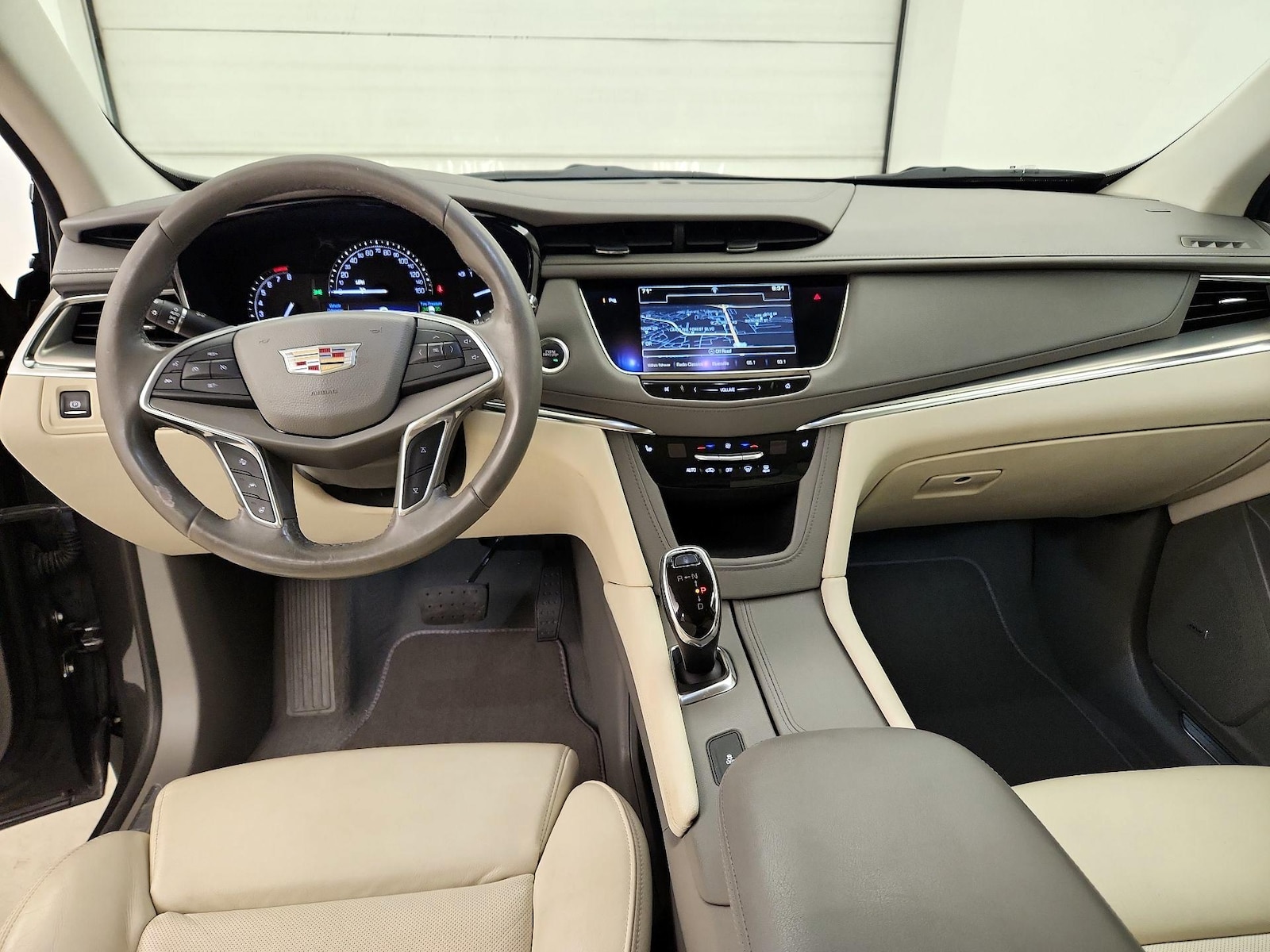 2017 Cadillac XT5 Luxury - Photo 10