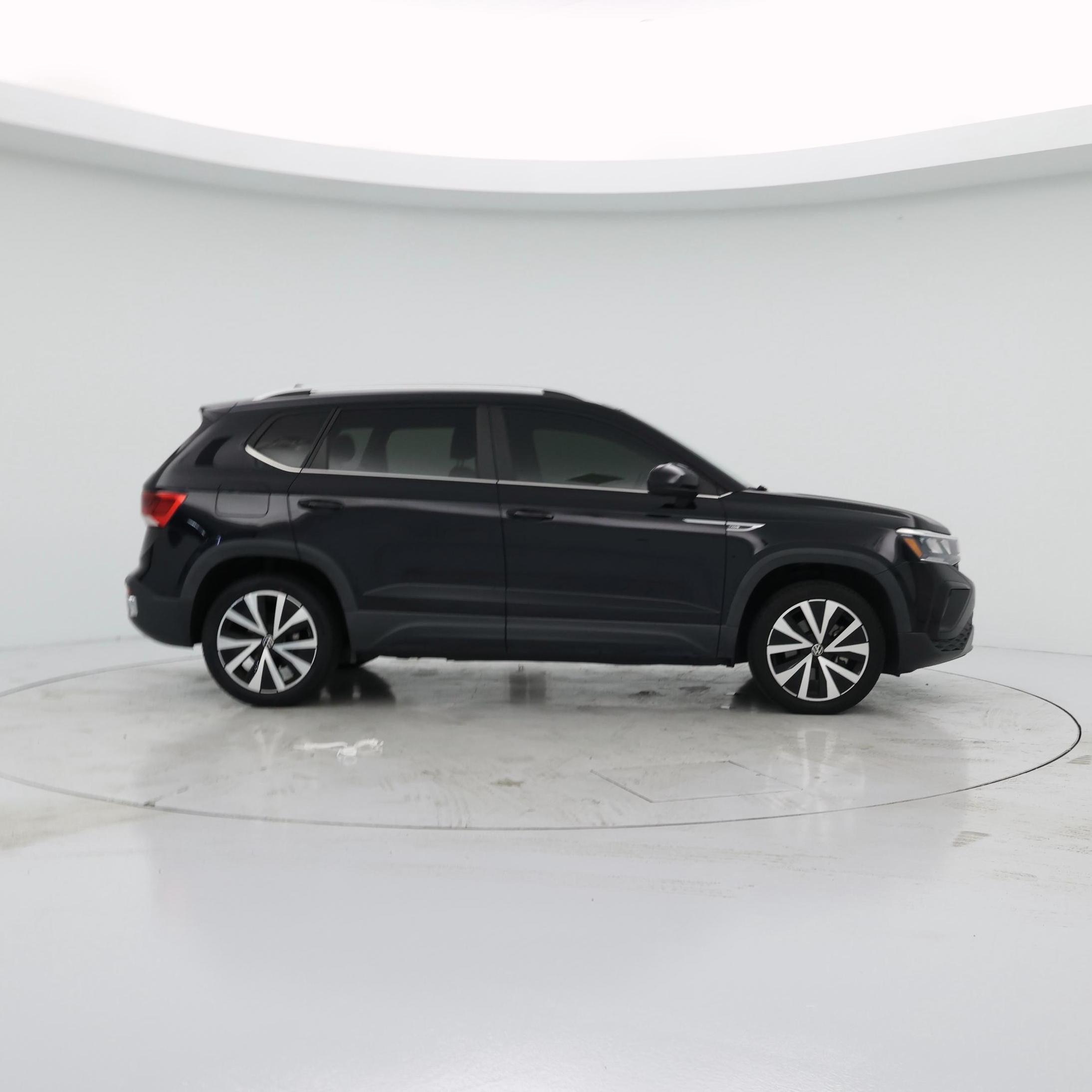 Thumbnail: 2022 Volkswagen Taos - 7
