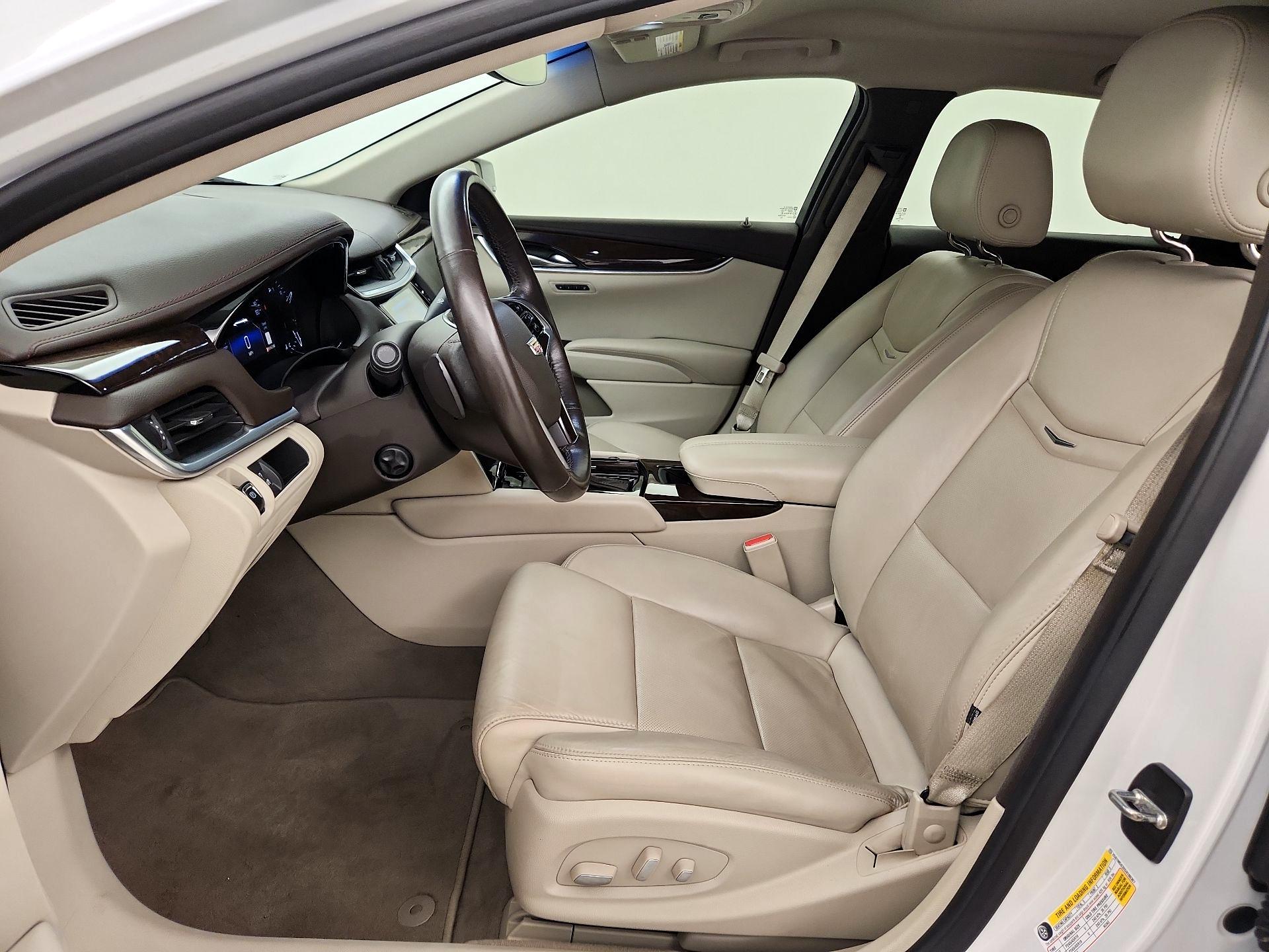 Thumbnail: 2016 Cadillac XTS - 11