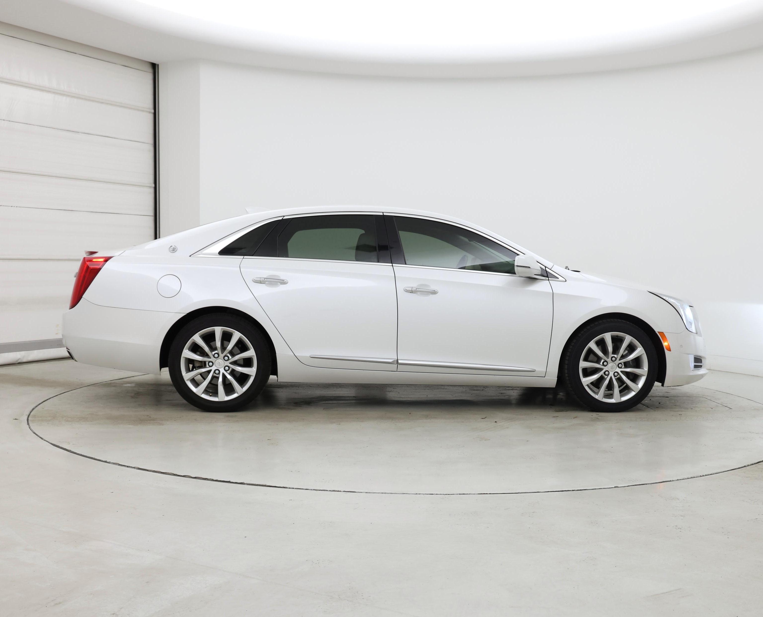 Thumbnail: 2016 Cadillac XTS - 7