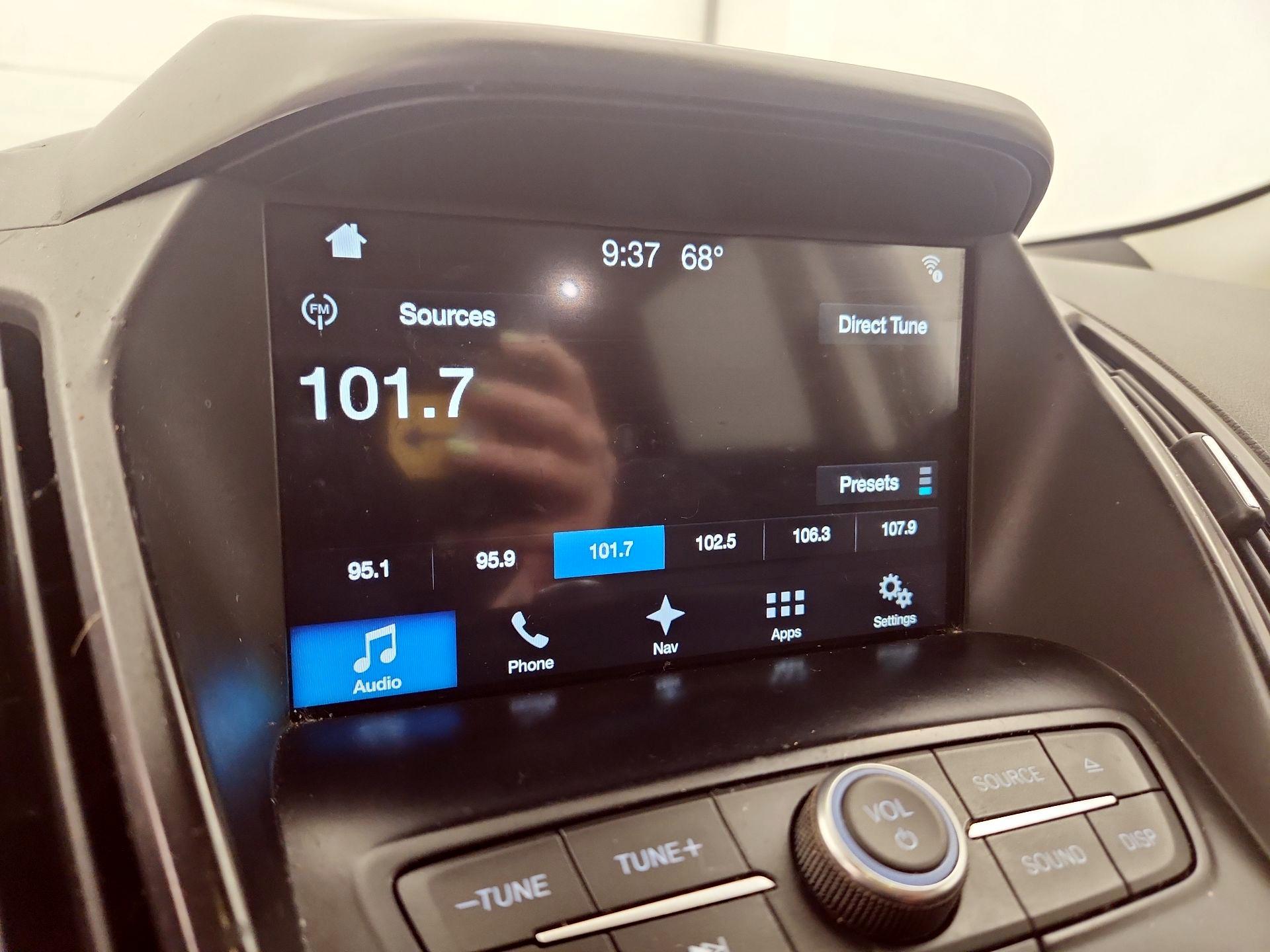 Thumbnail: 2017 Ford Escape - 16