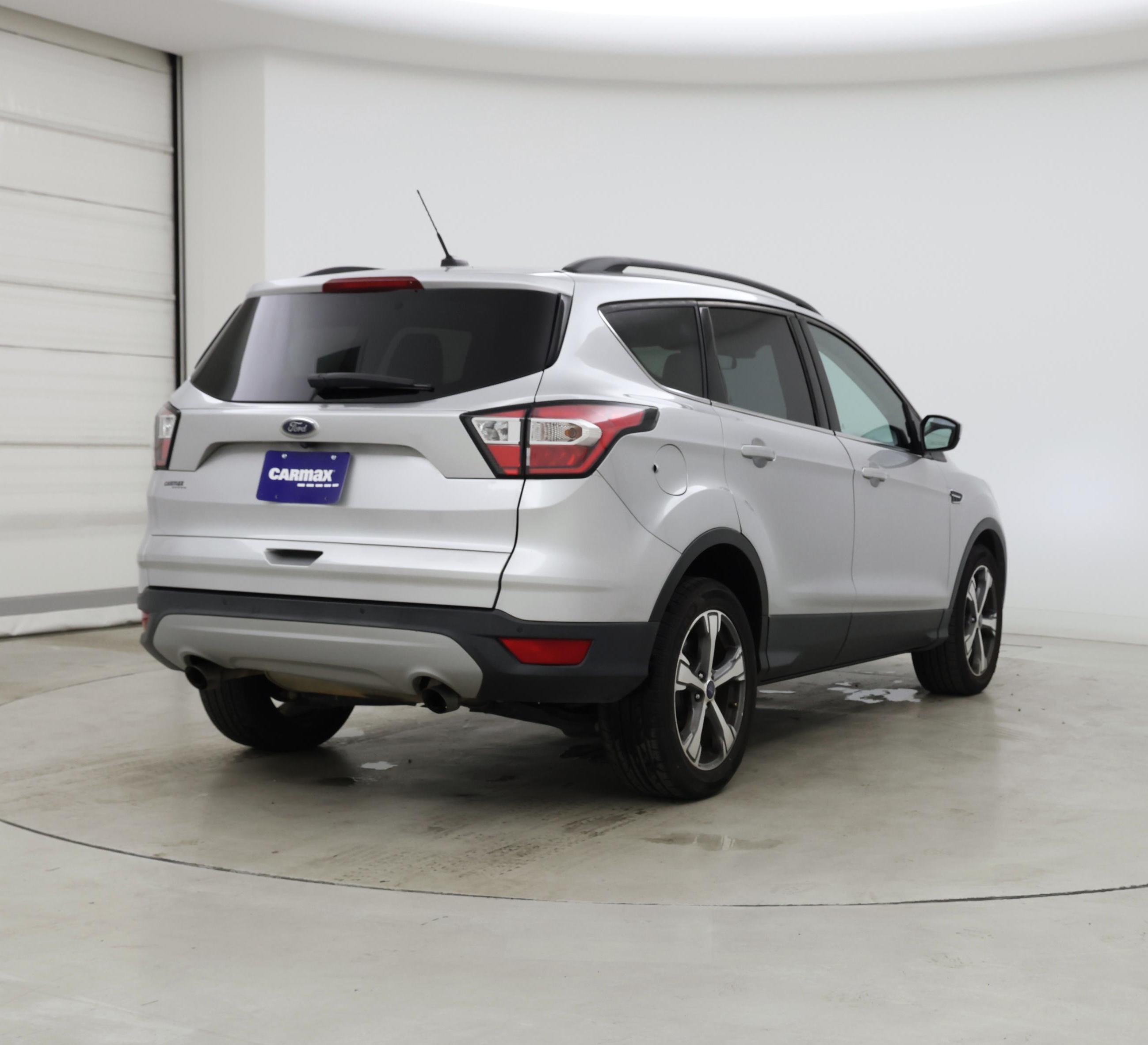 Thumbnail: 2017 Ford Escape - 8