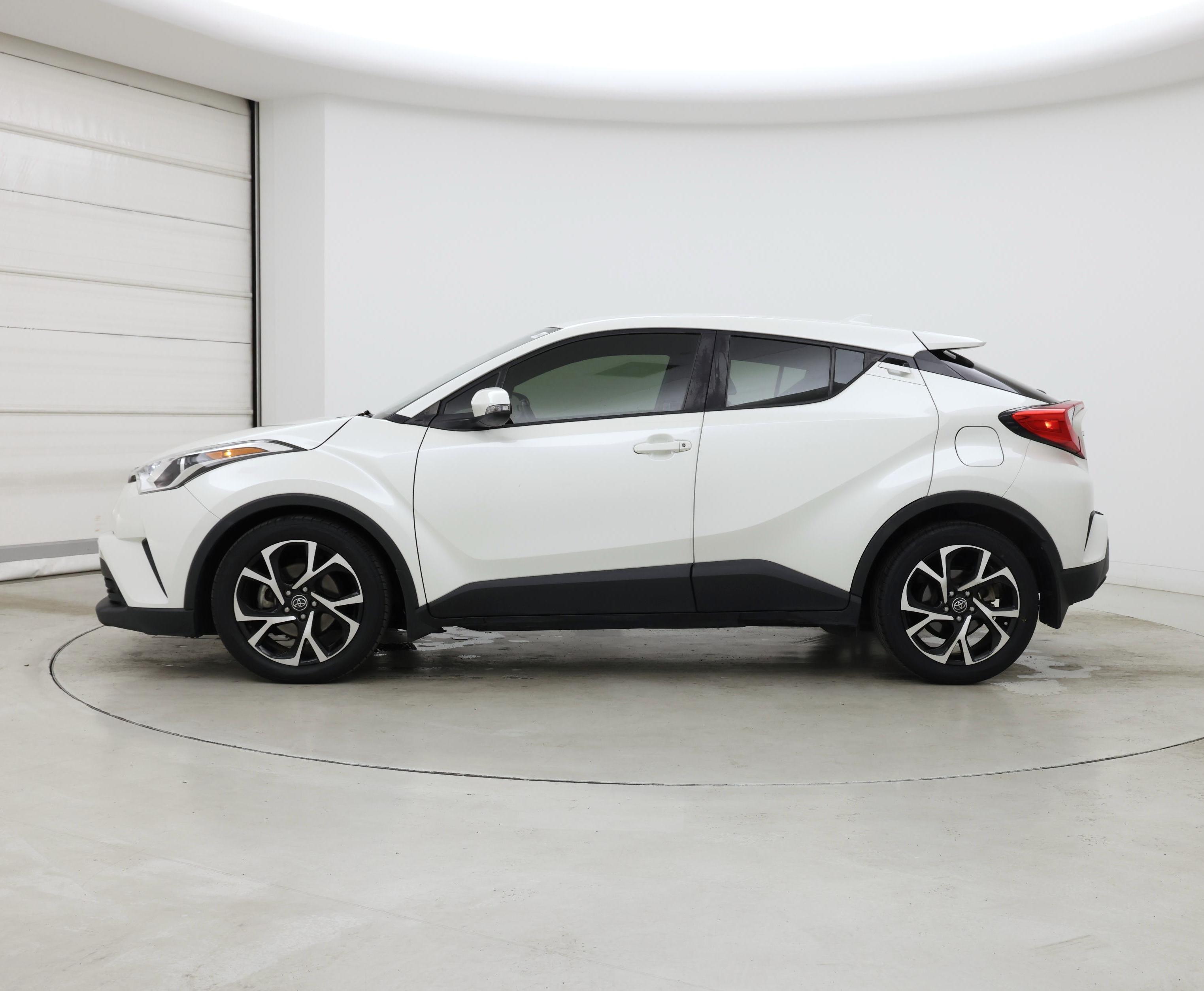 Thumbnail: 2018 Toyota C-HR - 3