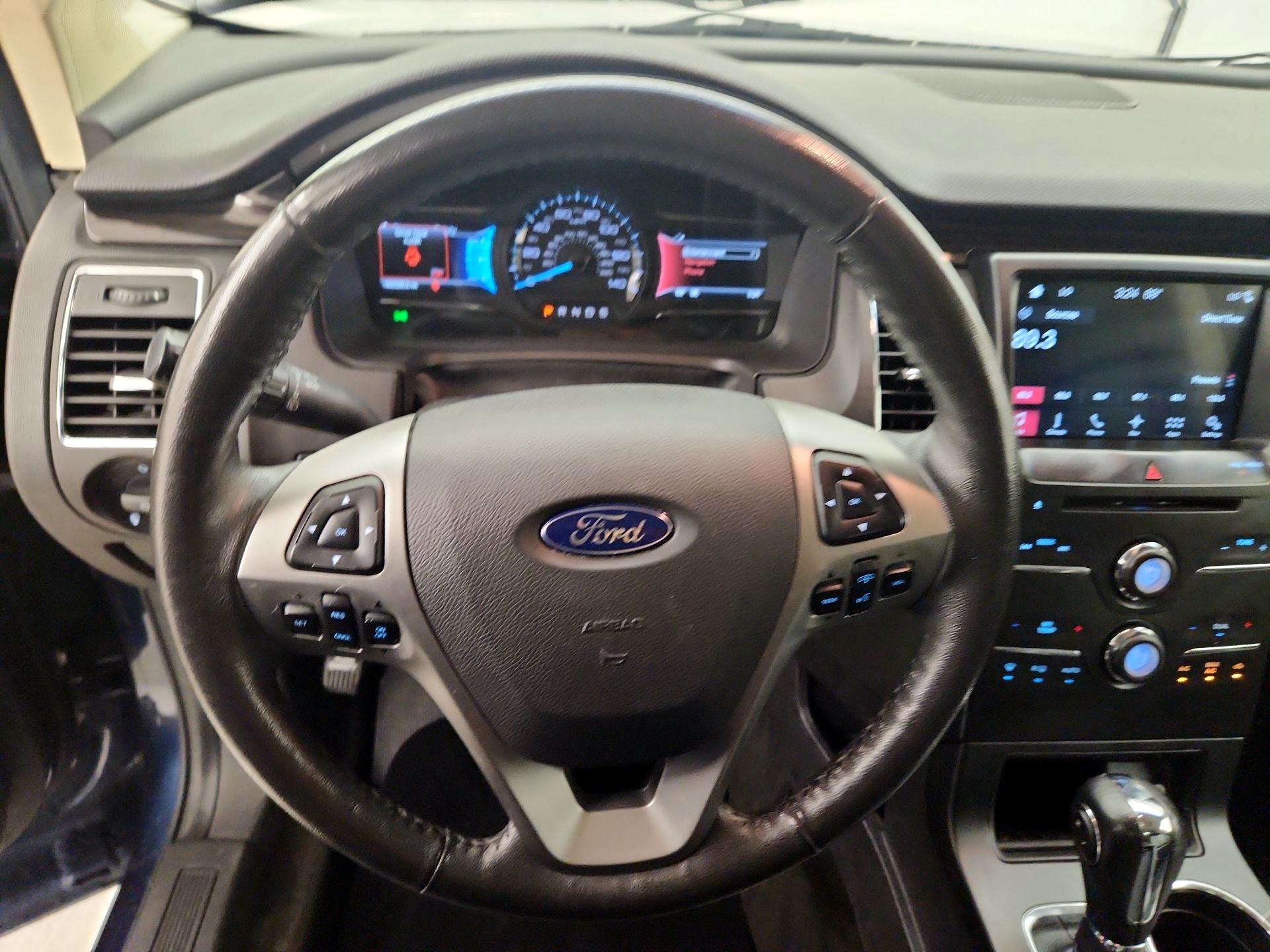 Thumbnail: 2017 Ford Flex - 10