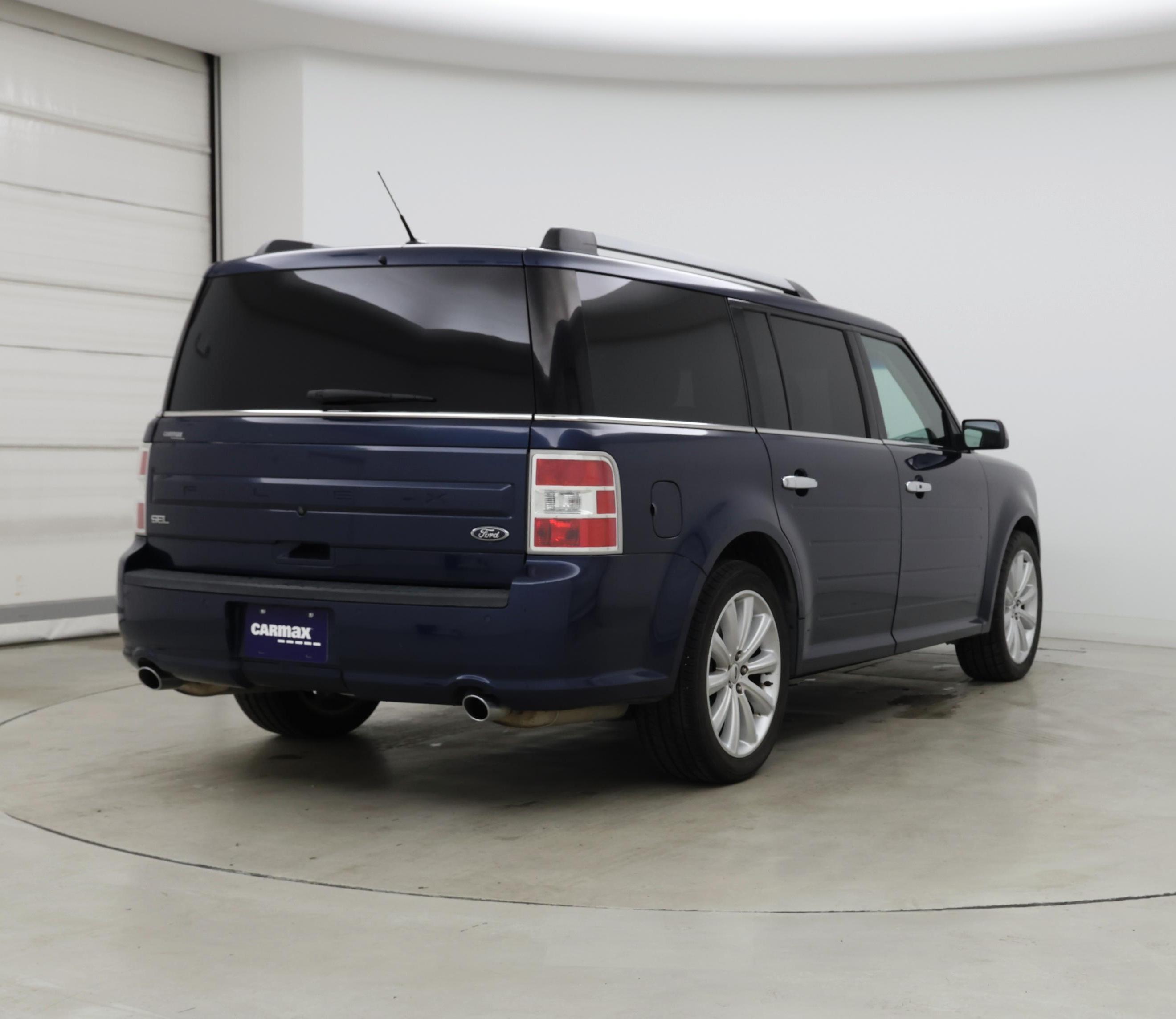 Thumbnail: 2017 Ford Flex - 8