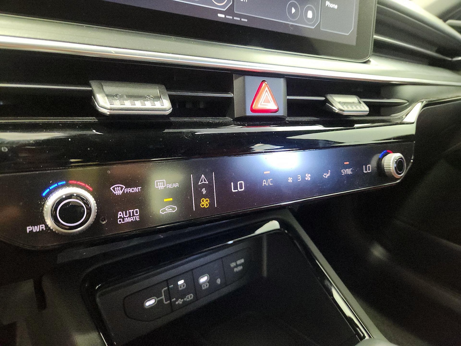 2026 Kia K5 GT-Line - Photo 18