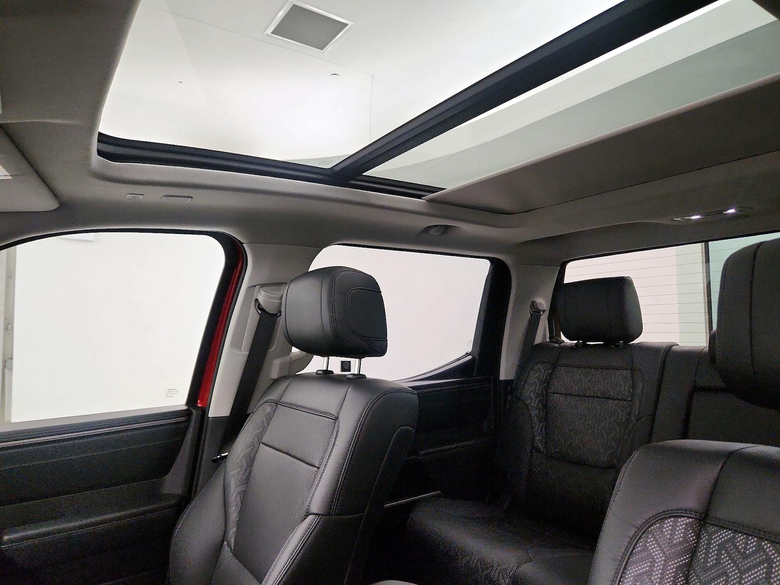 2023 Toyota Tundra Limited - Photo 19
