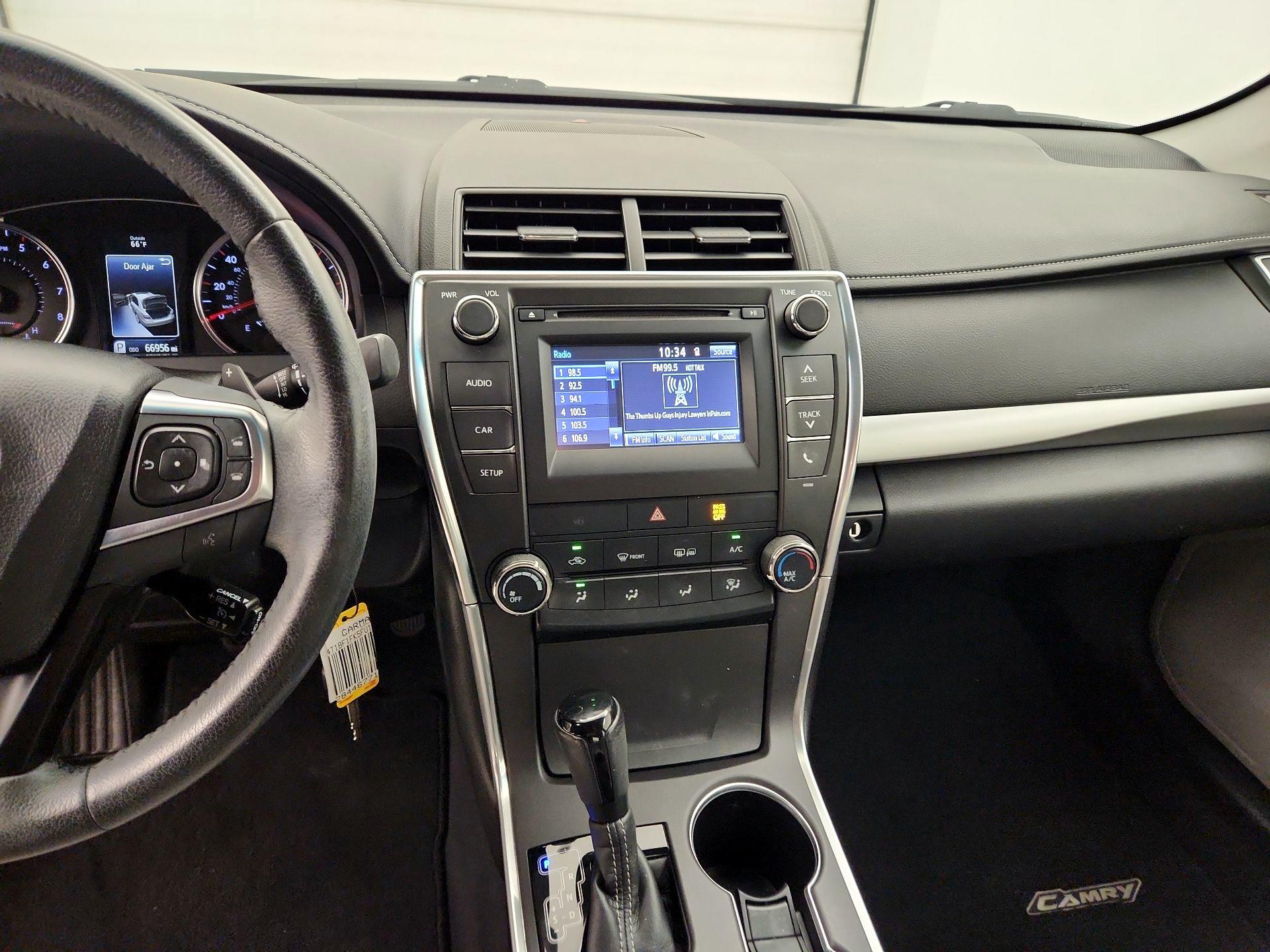 Thumbnail: 2015 Toyota Camry - 9