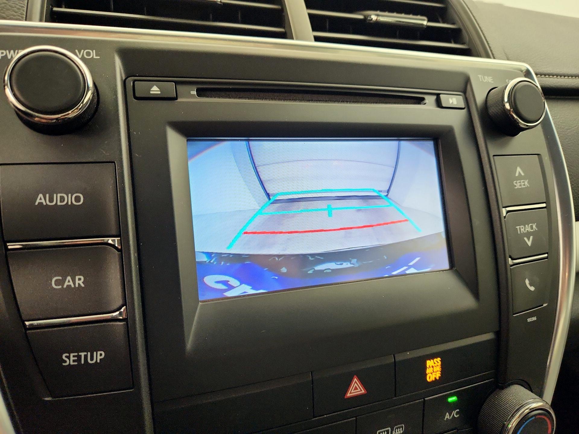 Thumbnail: 2015 Toyota Camry - 14