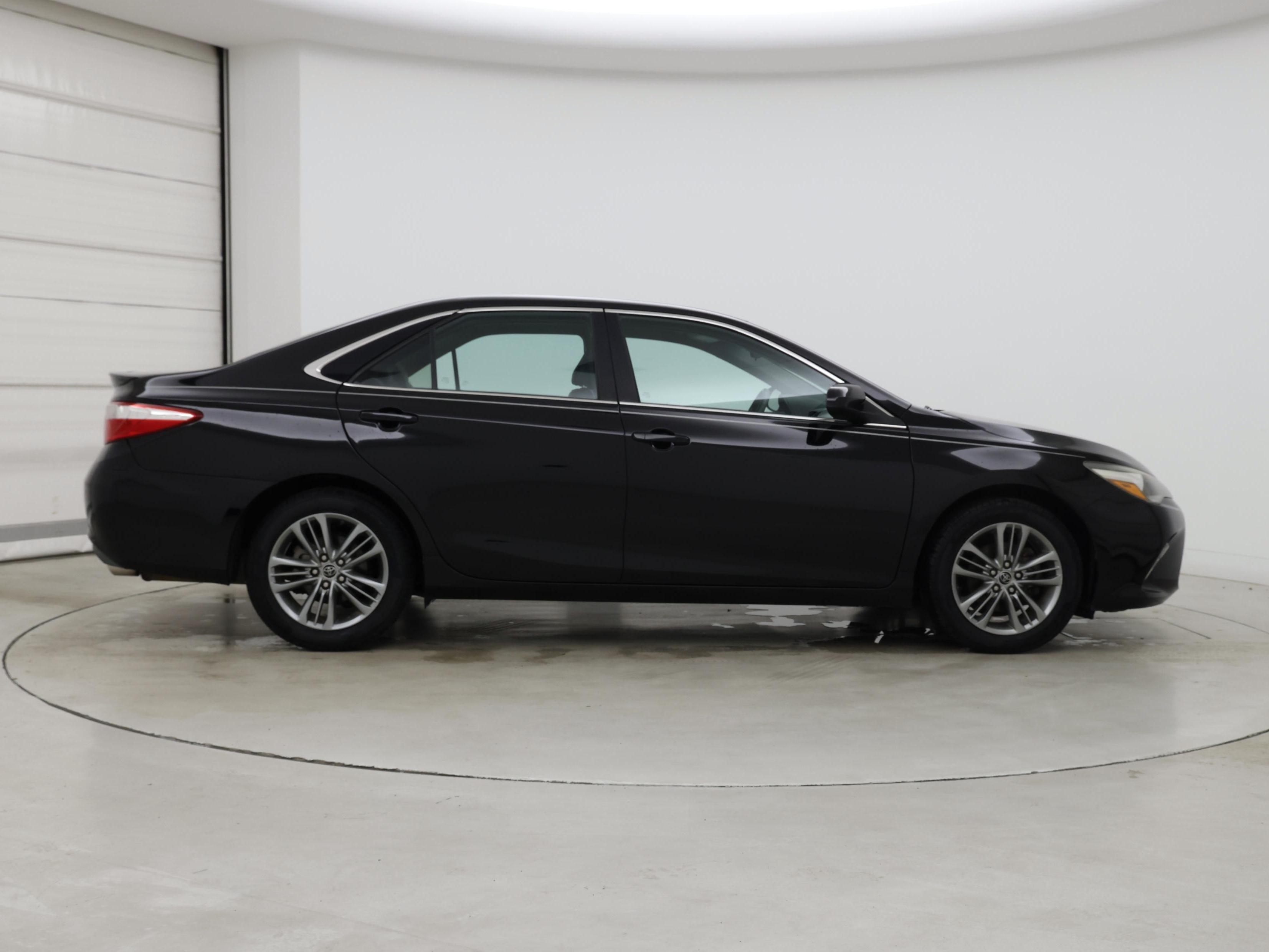 Thumbnail: 2015 Toyota Camry - 7