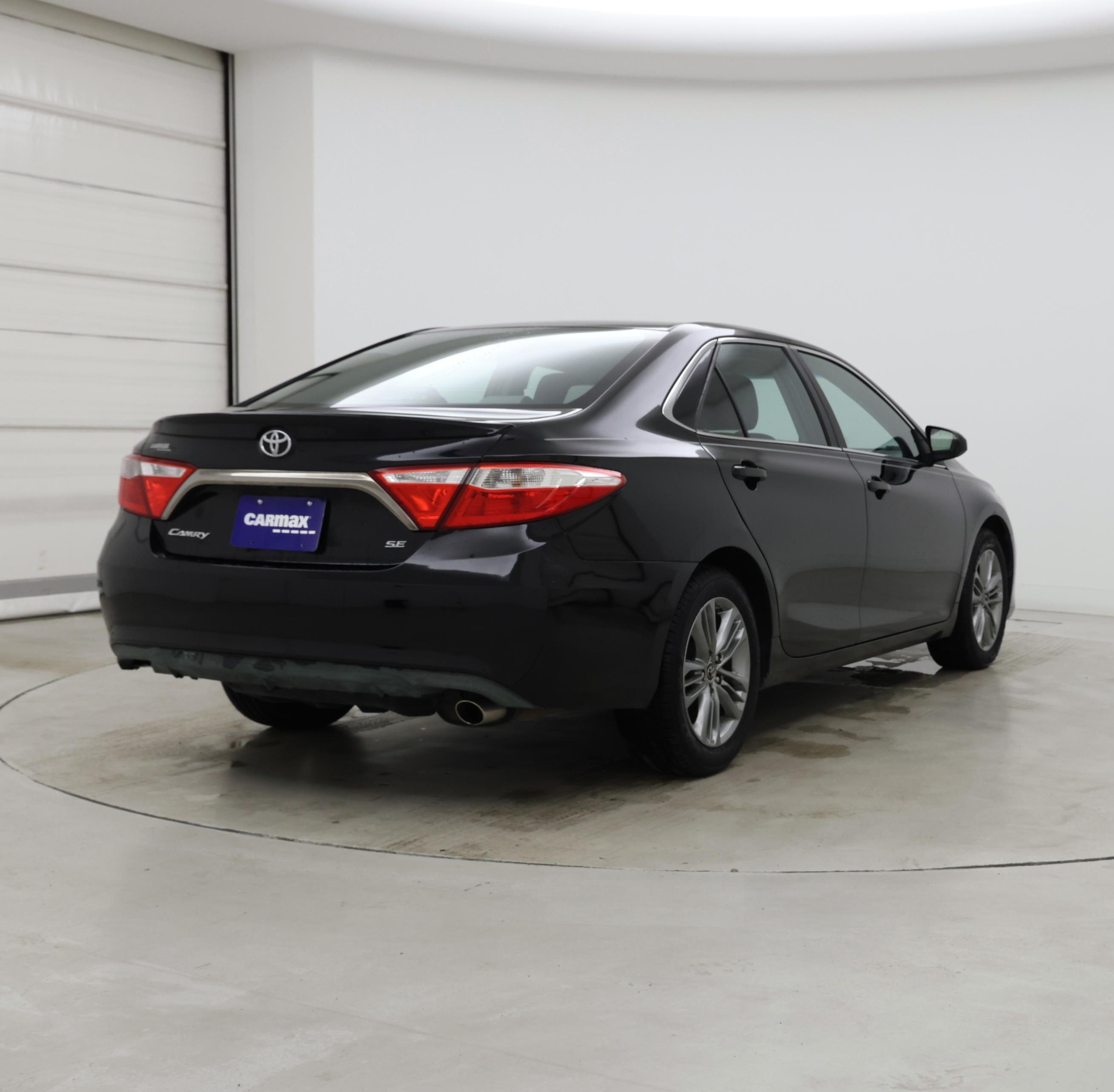 Thumbnail: 2015 Toyota Camry - 8