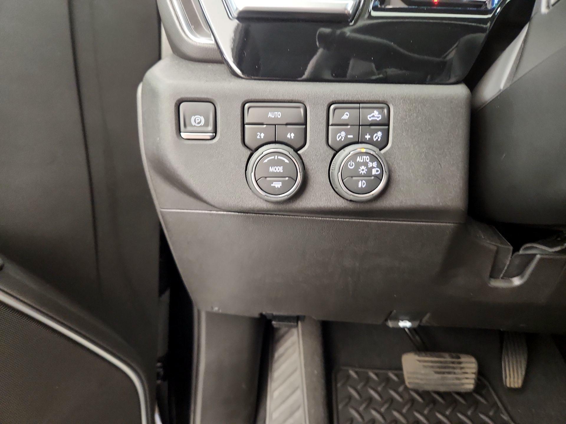 Thumbnail: 2025 Chevrolet Silverado 1500 - 11