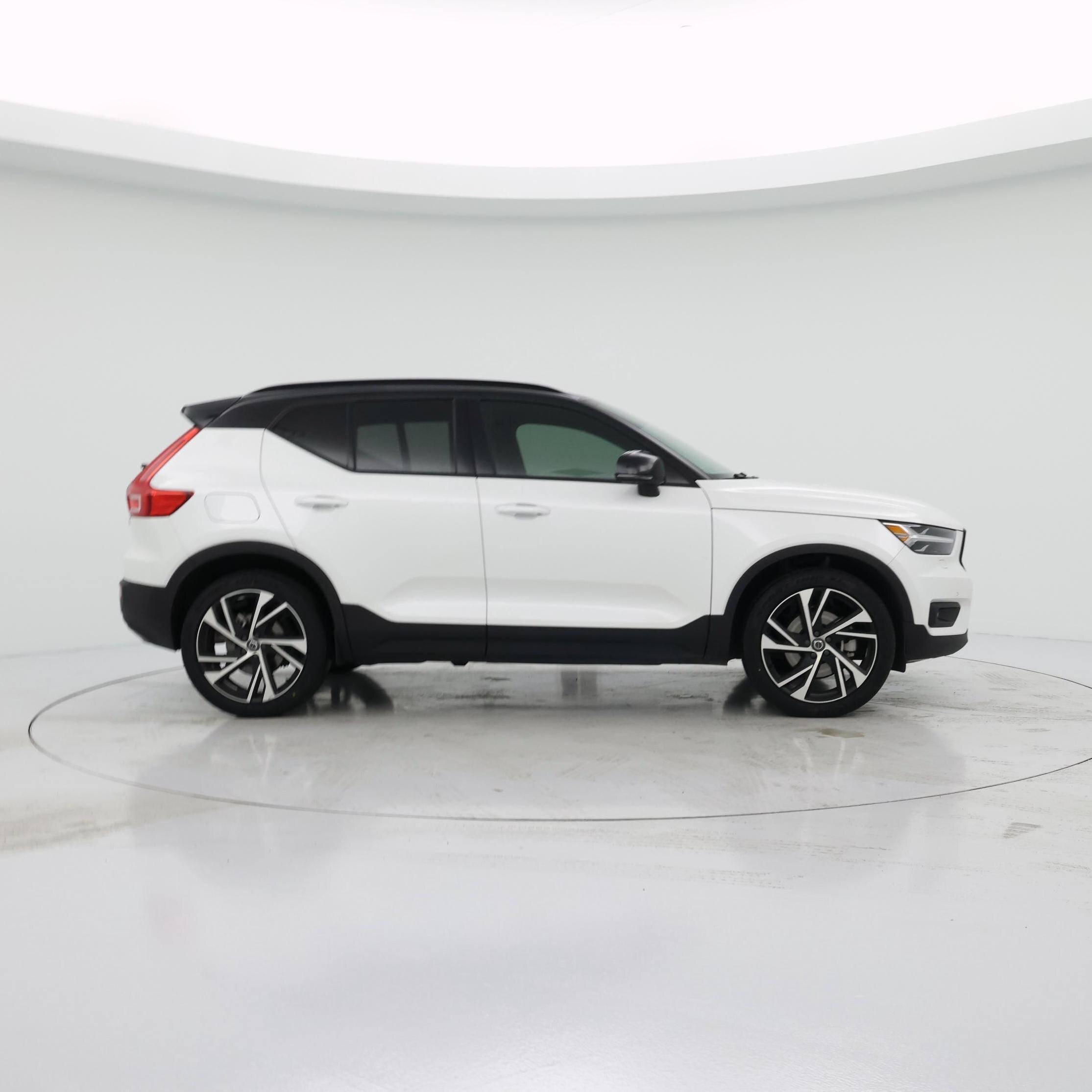 Thumbnail: 2020 Volvo XC40 - 7