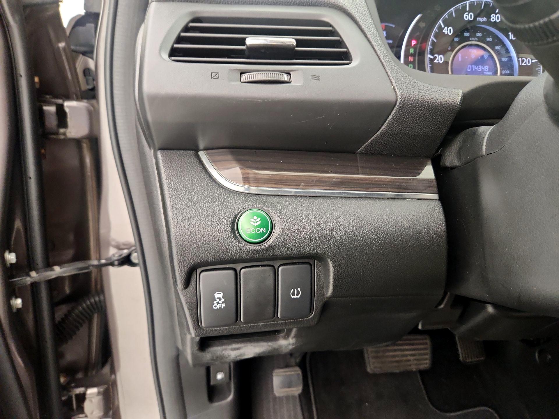 Thumbnail: 2015 Honda CR-V - 13