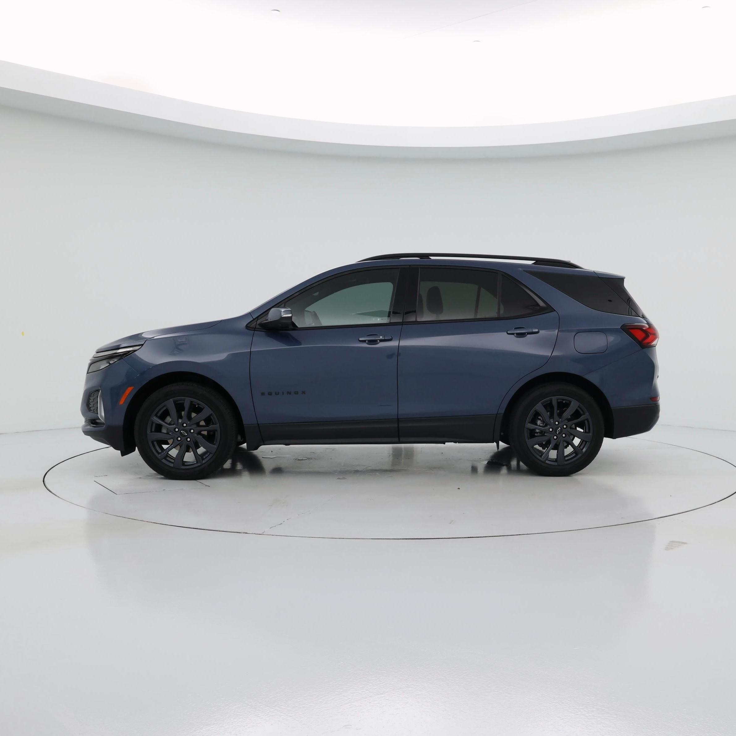 Thumbnail: 2024 Chevrolet Equinox - 3