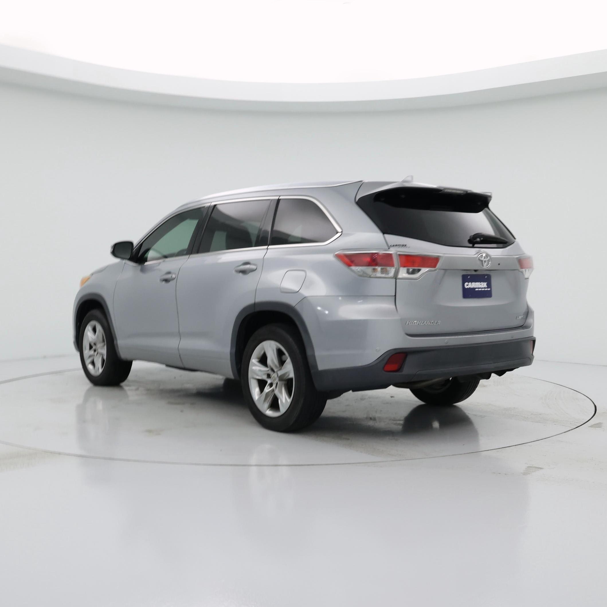 Thumbnail: 2015 Toyota Highlander - 2