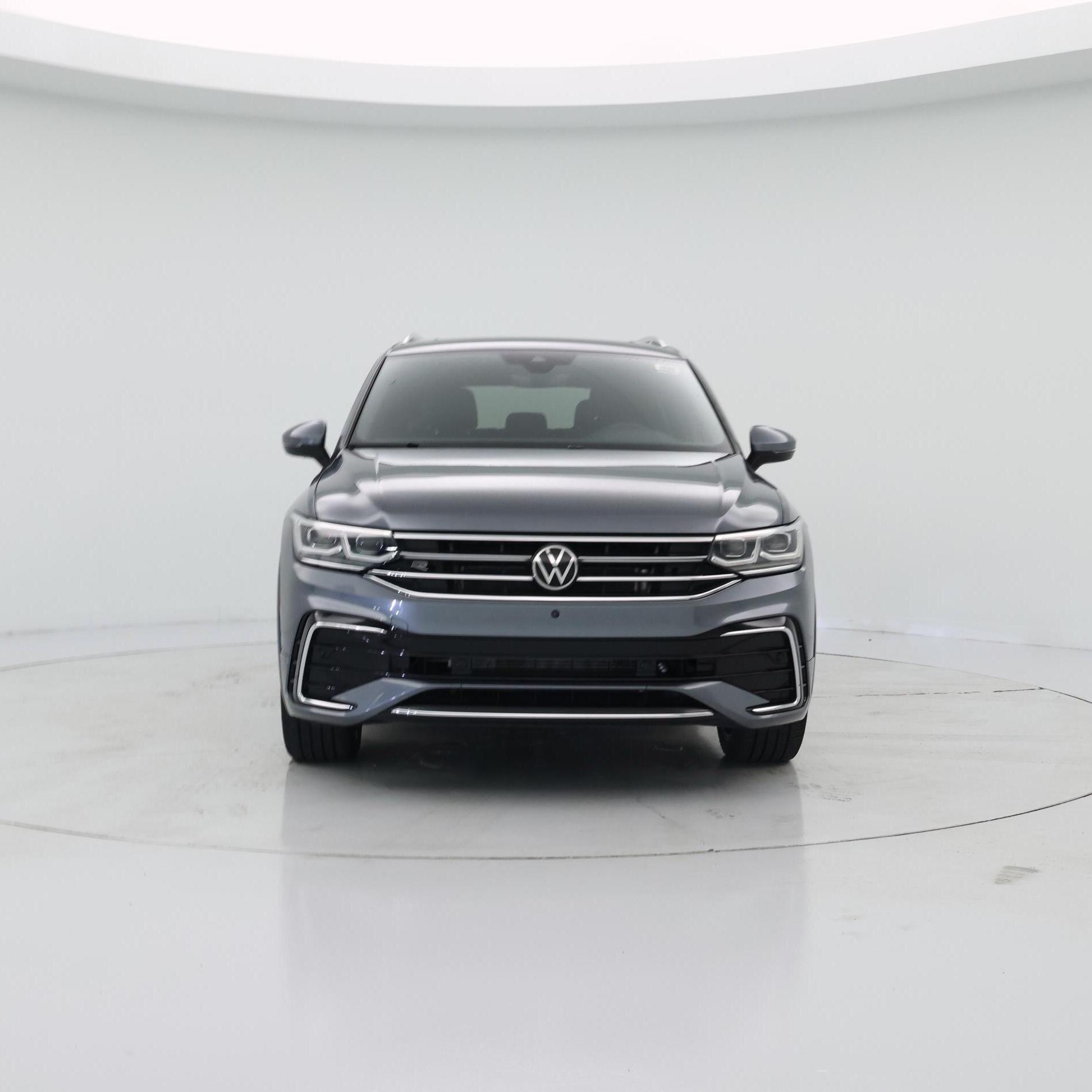 Thumbnail: 2022 Volkswagen Tiguan - 5