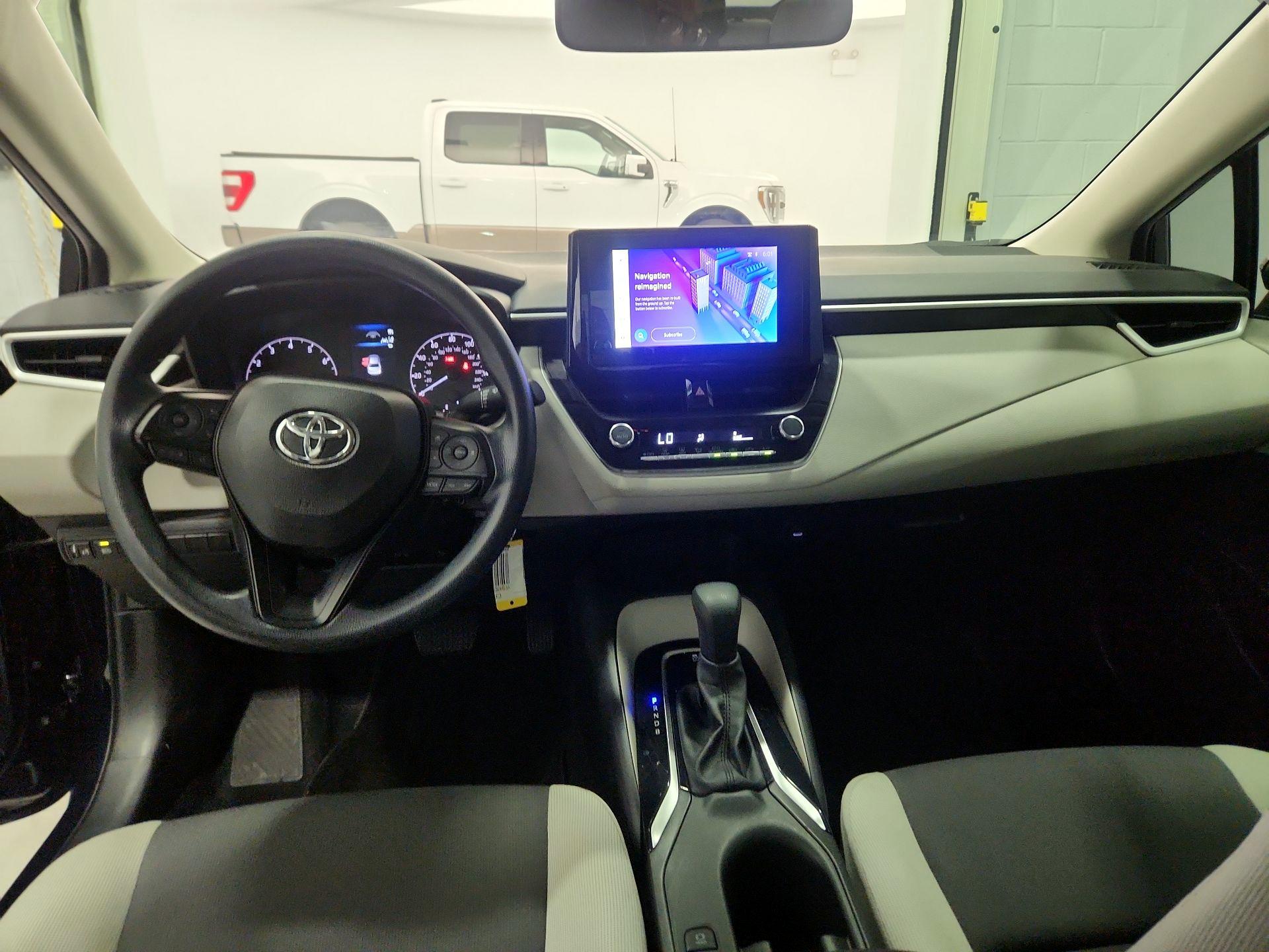 Thumbnail: 2025 Toyota Corolla - 9