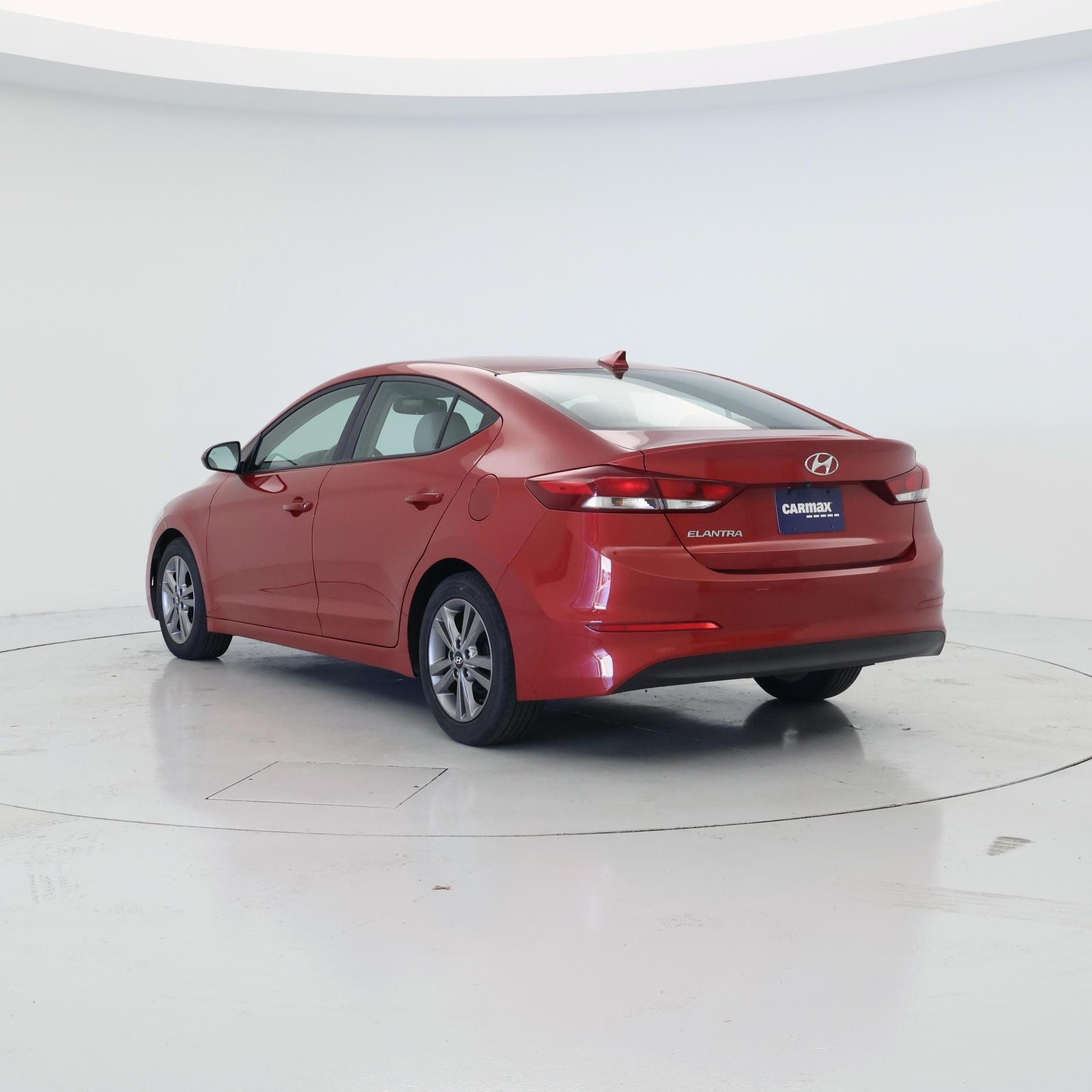 Thumbnail: 2017 Hyundai Elantra - 2
